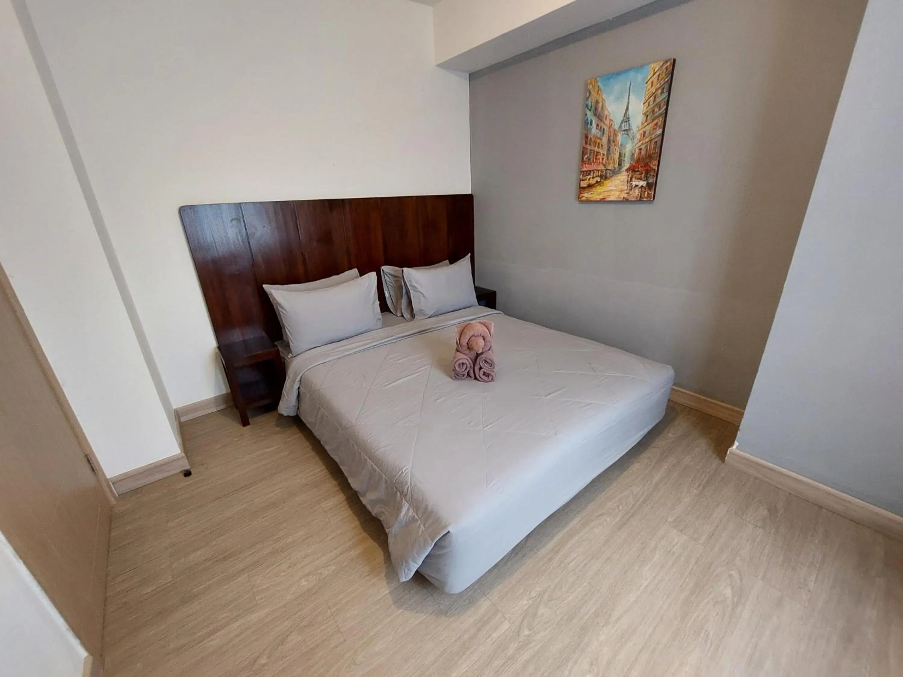 Deluxe Double Room with Balcony in Sienna Residence Bogor