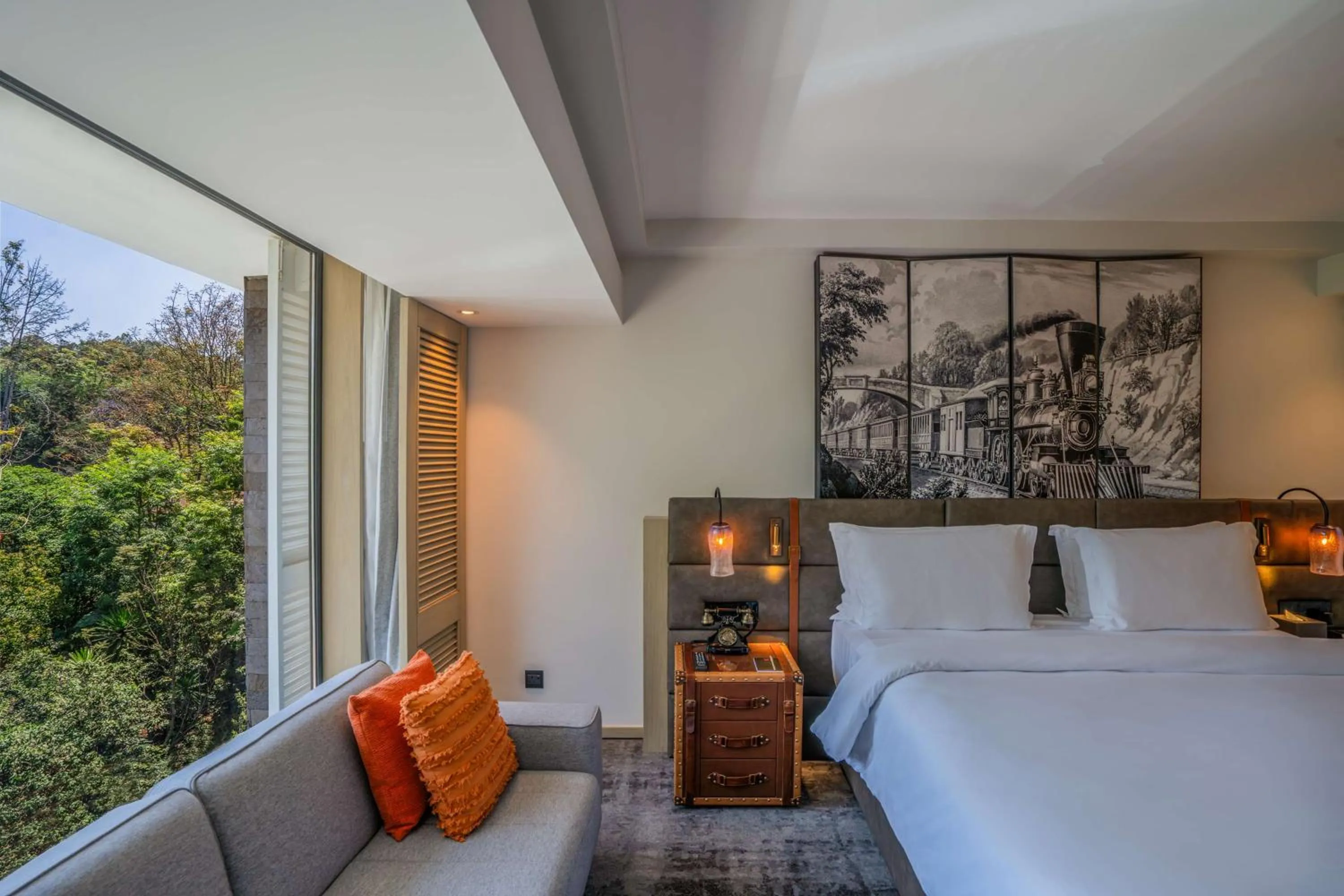 Deluxe Serene King Room in Kwetu Nairobi, Curio Collection By Hilton