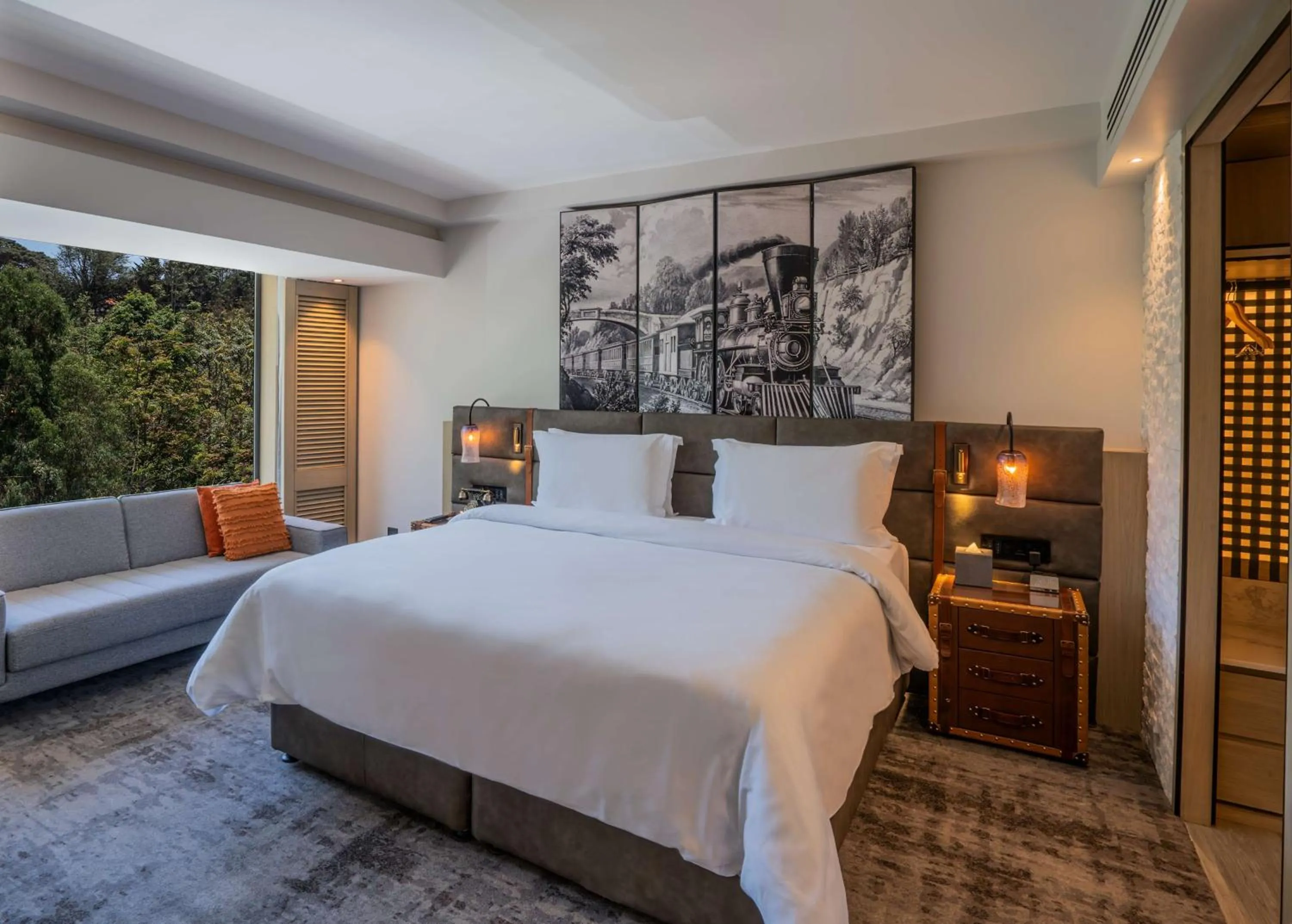 One-Bedroom Riba King Suite in Kwetu Nairobi, Curio Collection By Hilton