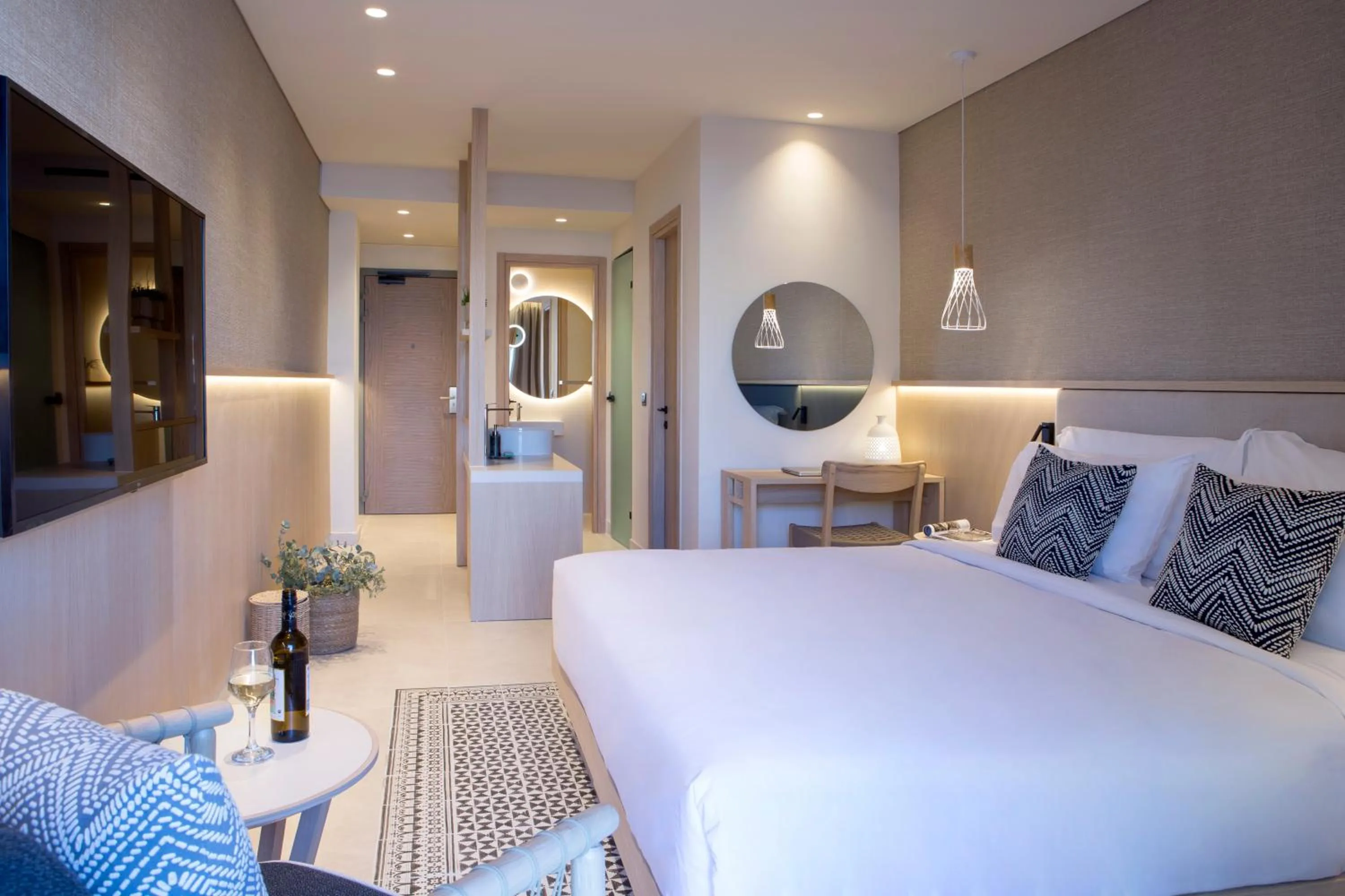 Deluxe Double Pool View Sharing Pool in Cora Hotel & Spa