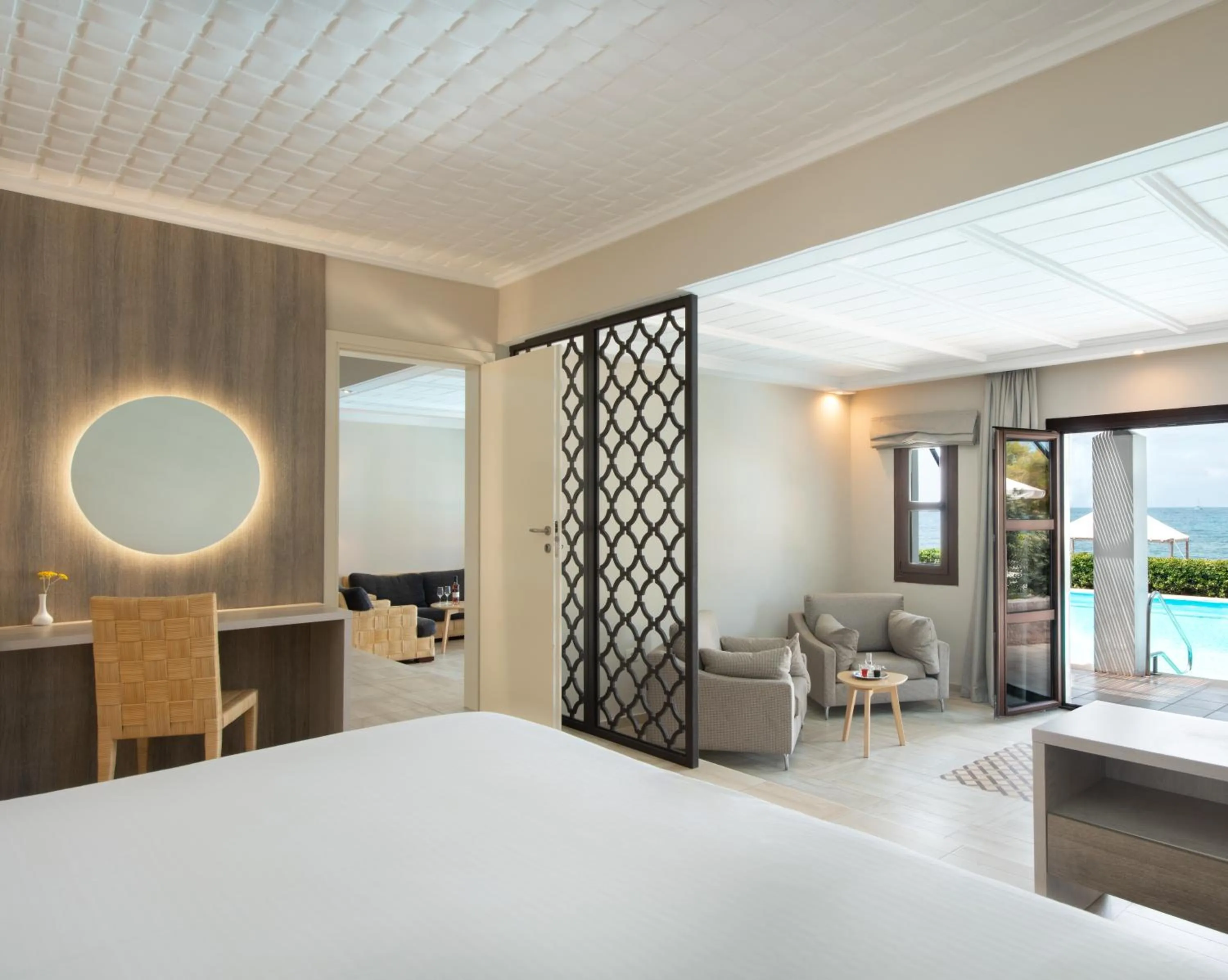 Suite with Private Pool in Mitsis Royal Mare