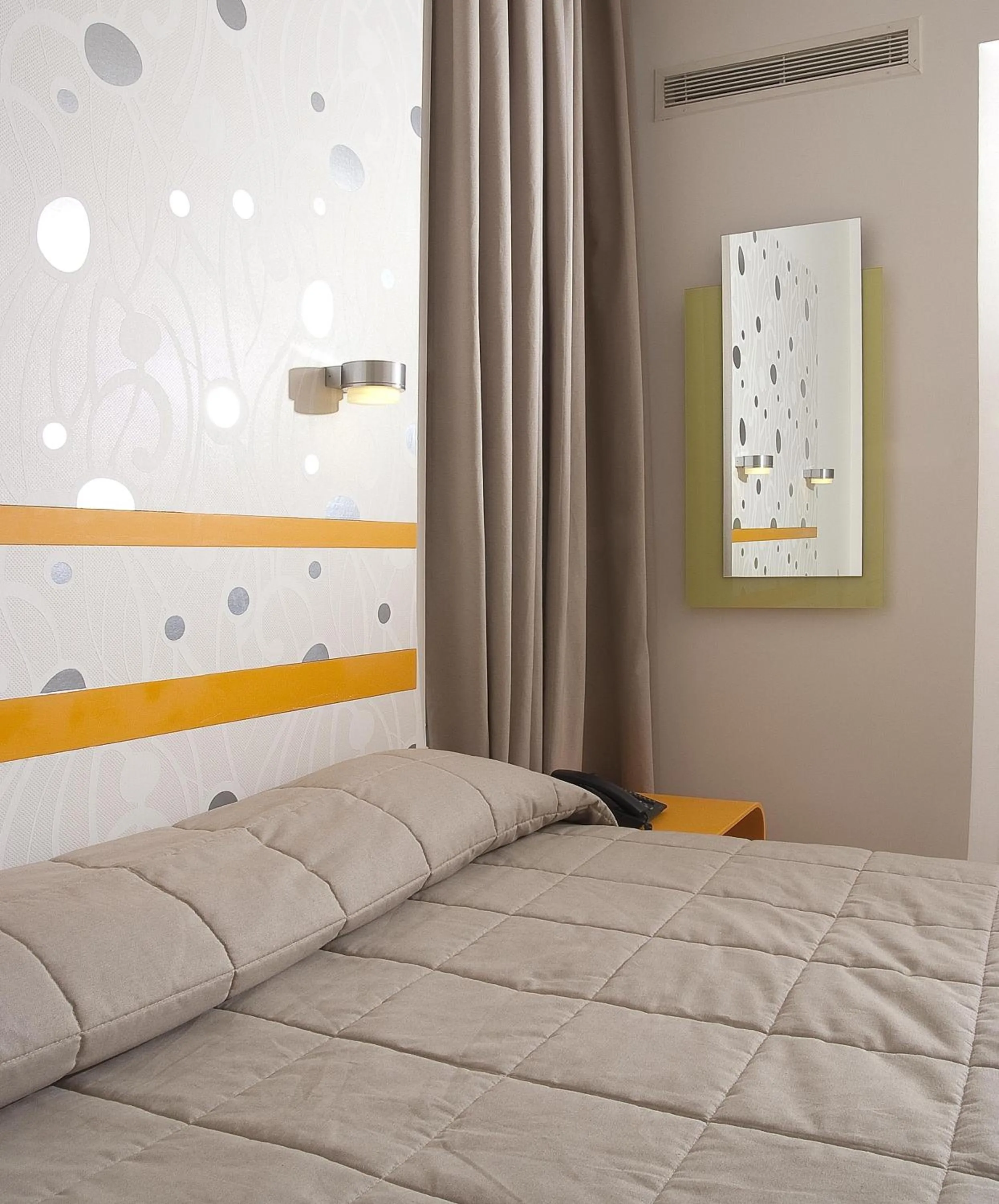 Single Room in Amazon Hotel