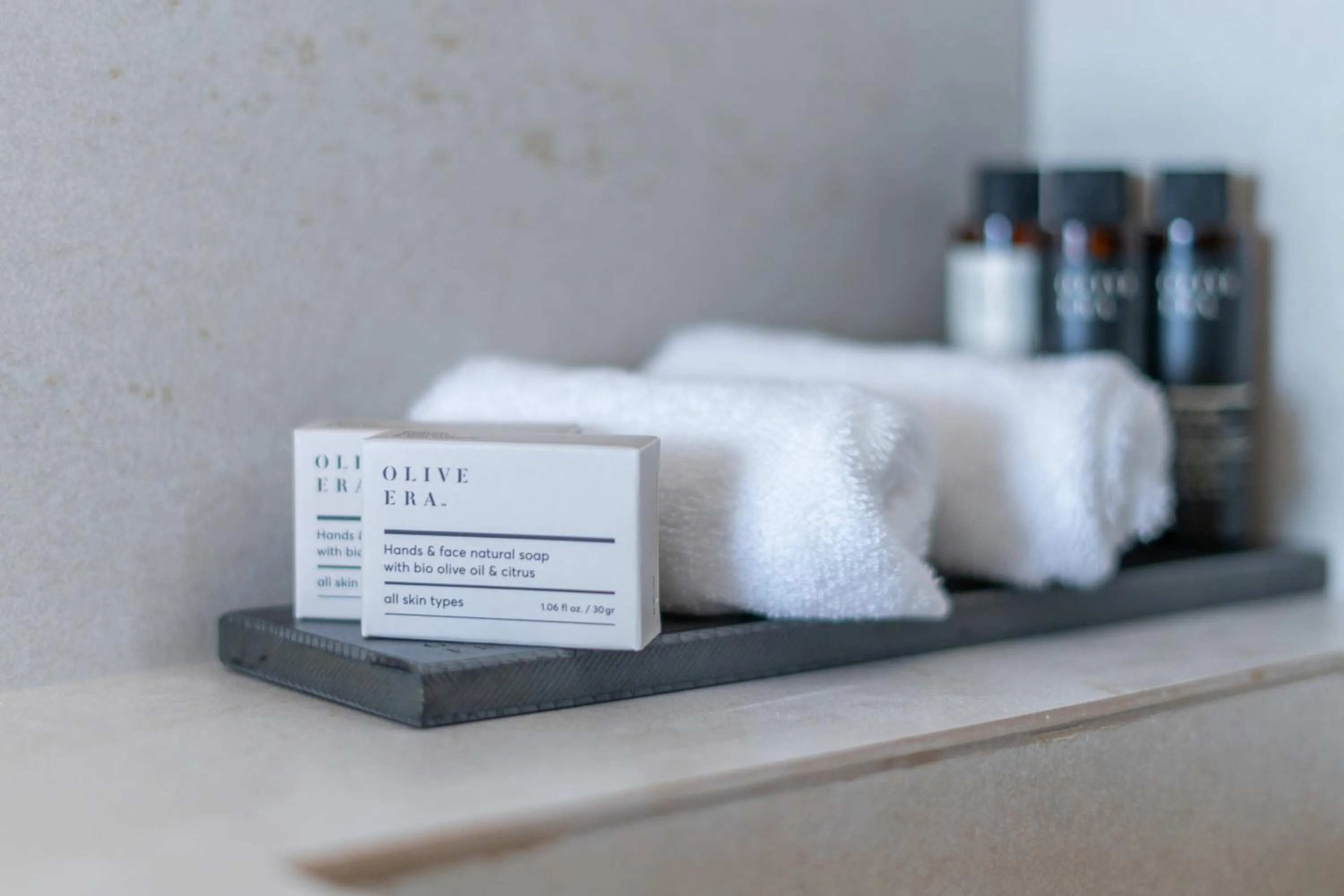 Deluxe Suite with Sea View in Waterside Sea View Apartments