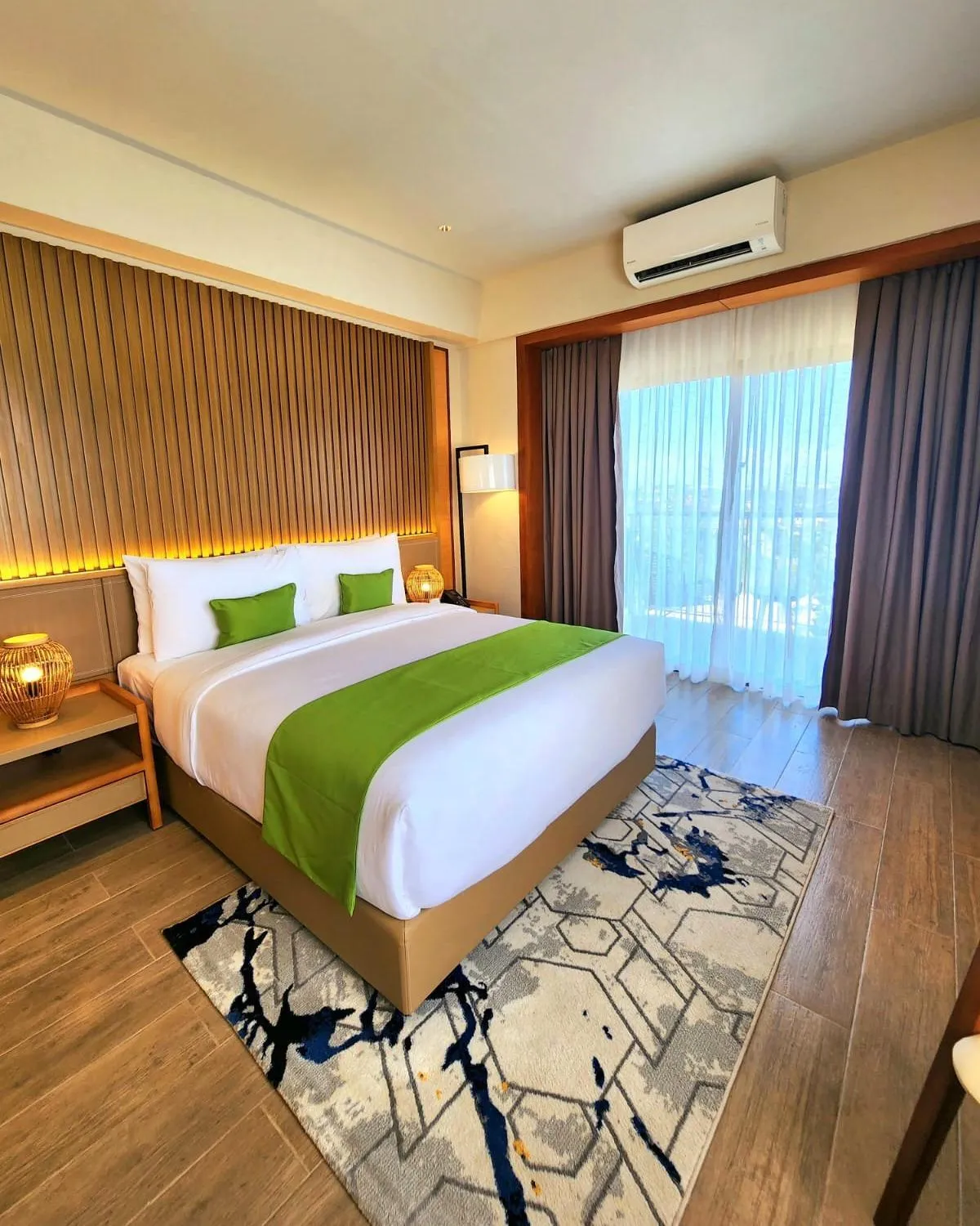 Deluxe Double Room in Cebu One Tectona Resort Hotel