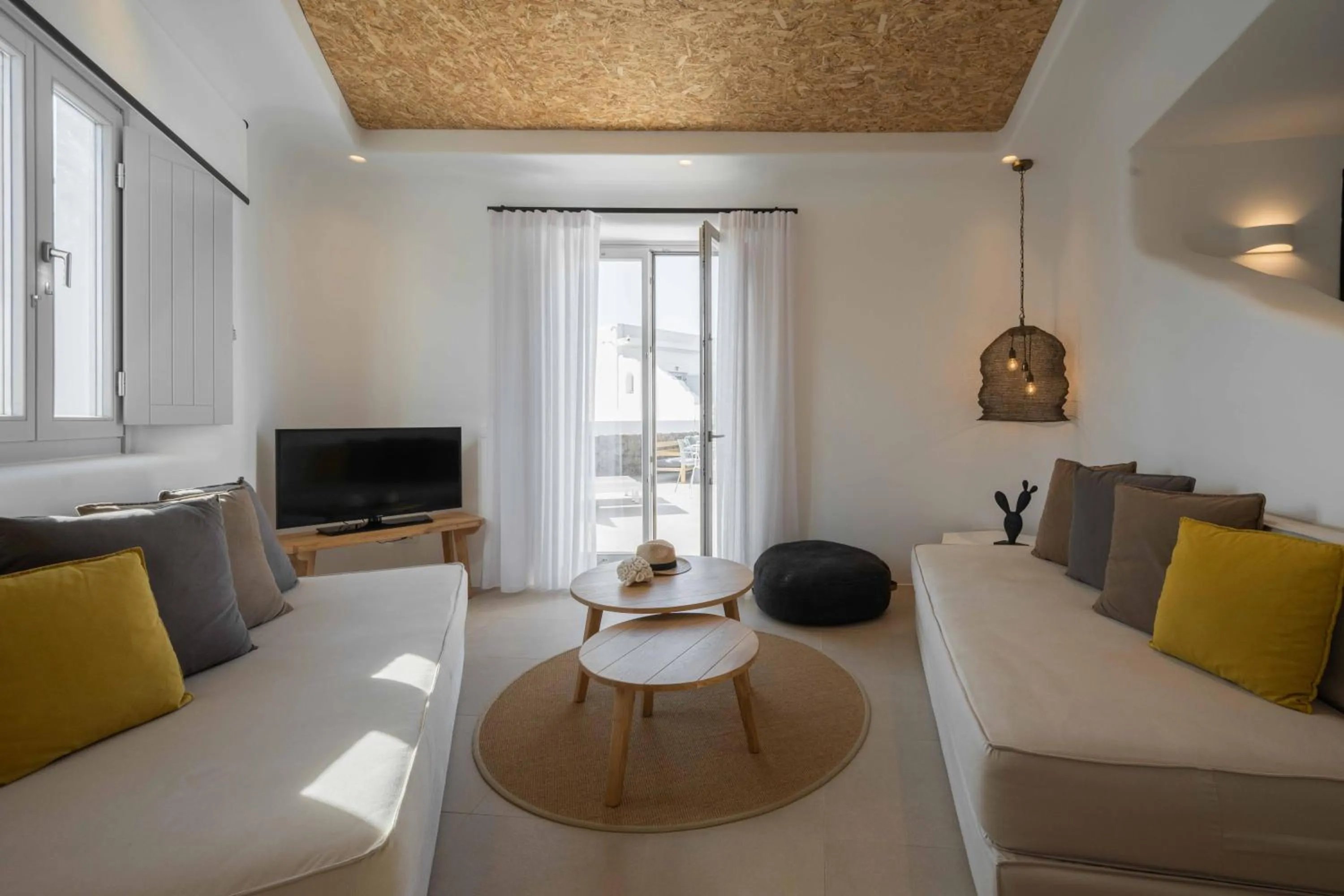 Superior Room with Outdoor Jacuzzi in Argo Hotel