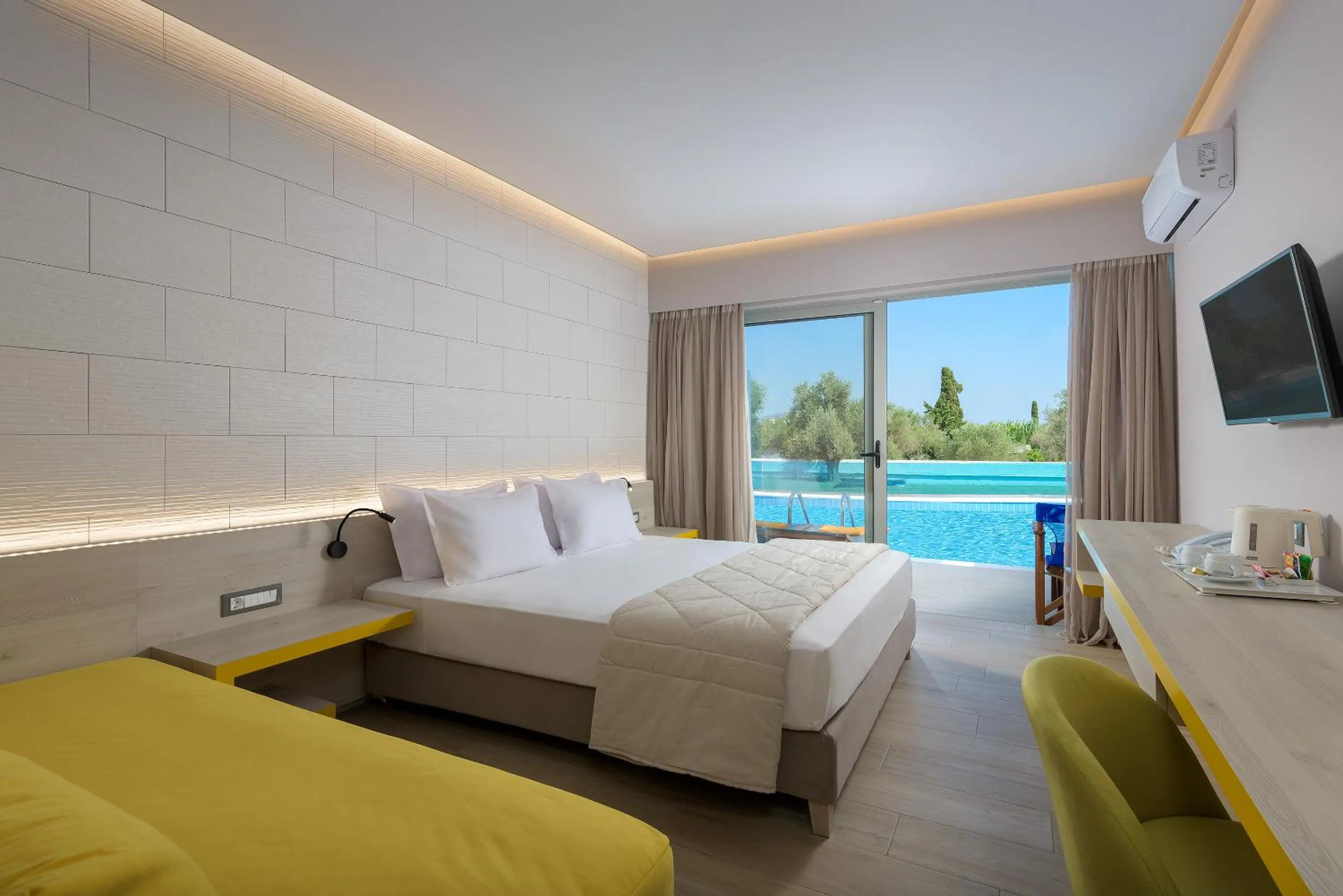 Executive Room Swim-Up in Lydia Maris Resort & Spa