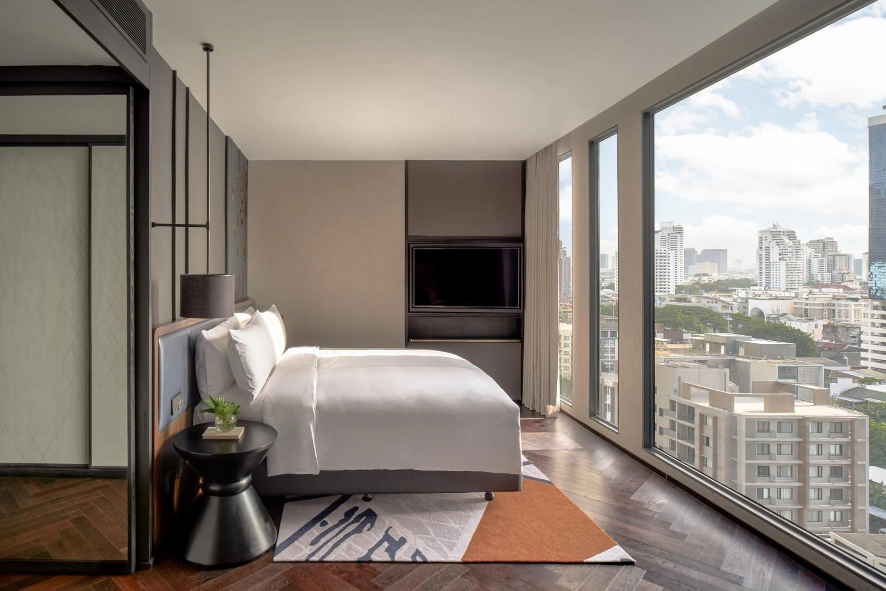 Junior King Suite - Lounge Access in InterContinental Bangkok Sukhumvit by IHG