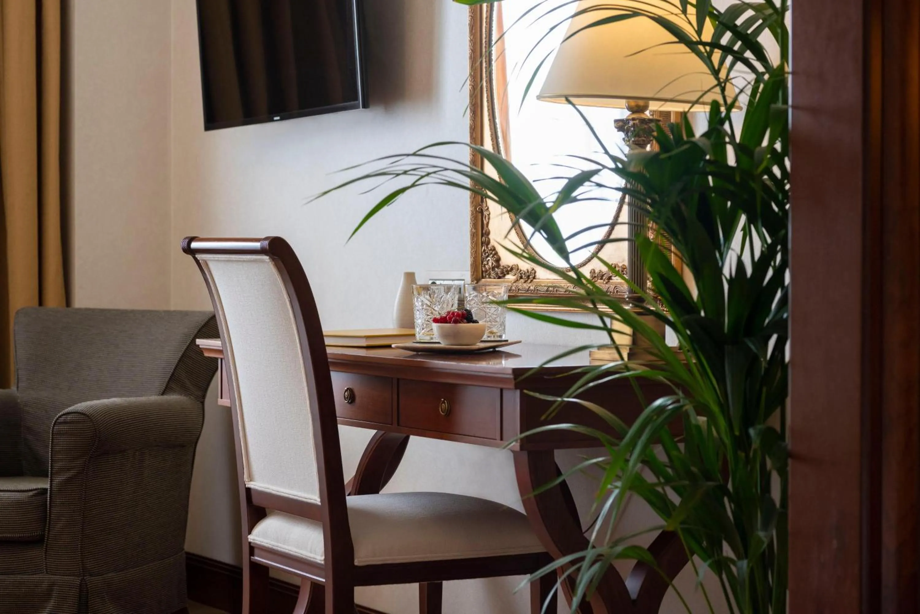 Classic Triple Room in Electra Palace Athens