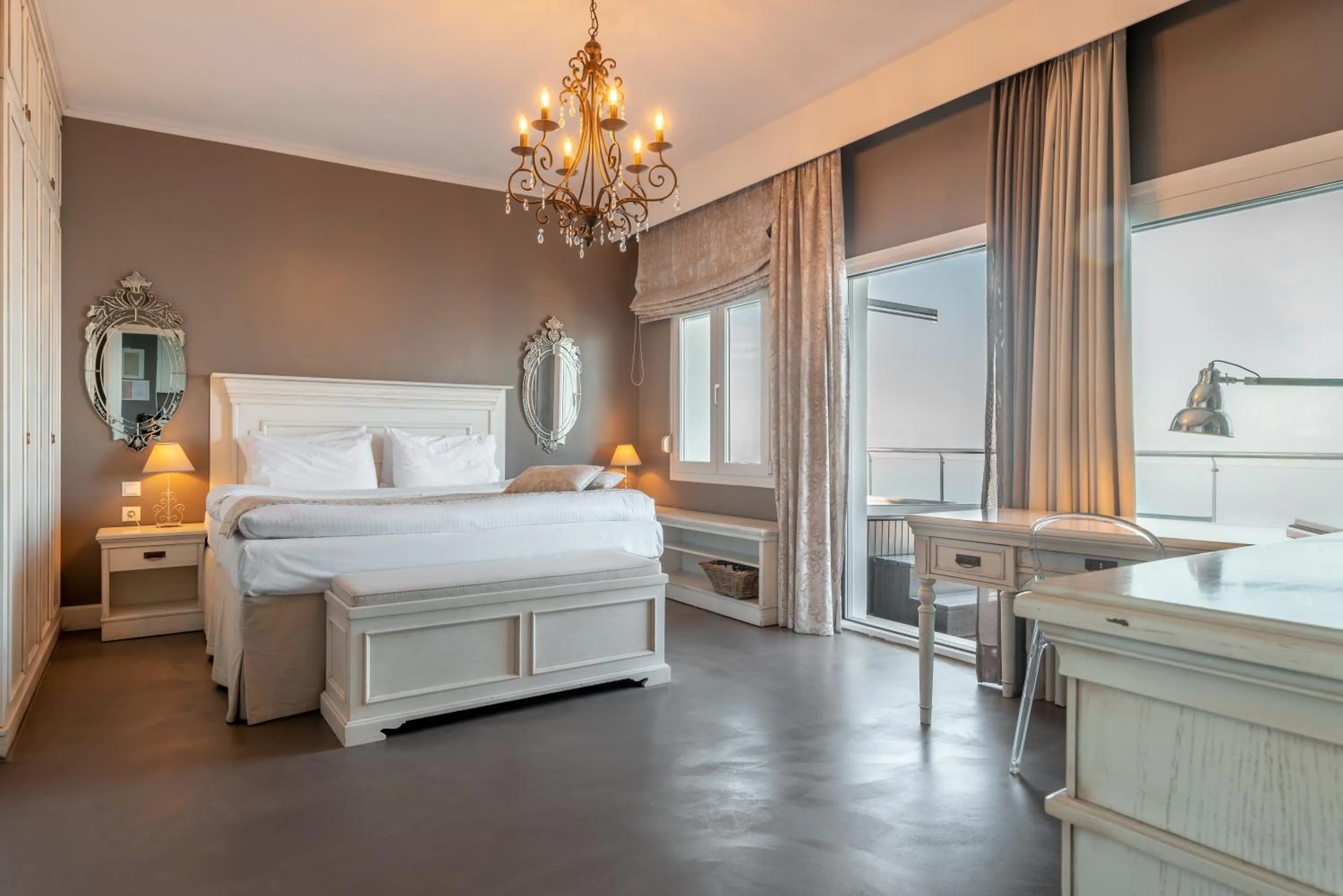 Seagull Coco-Mat Suite with Panoramic Sea View in Golden Star City Resort