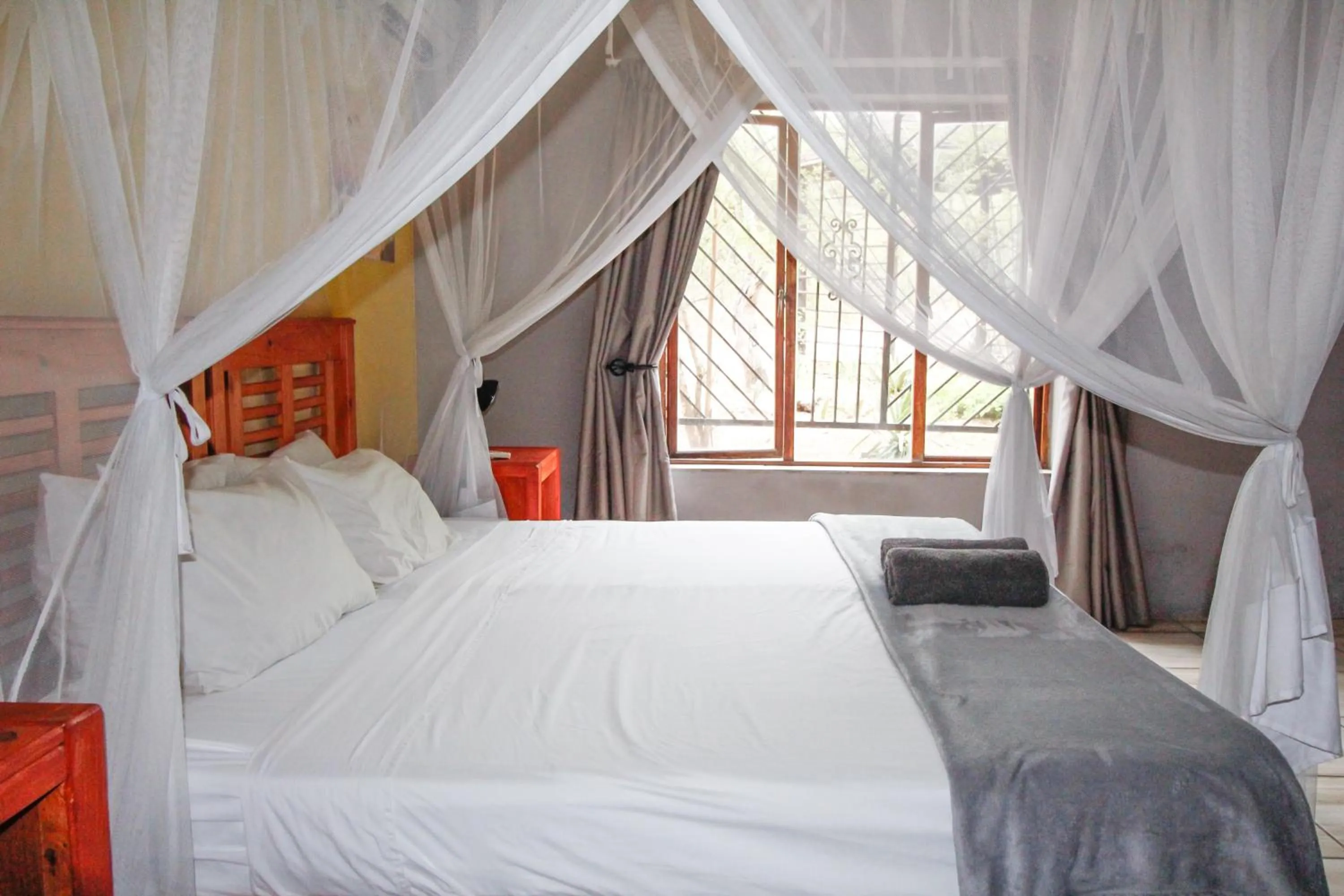 Double Room with Shared Bathroom in Kruger Park Hostel