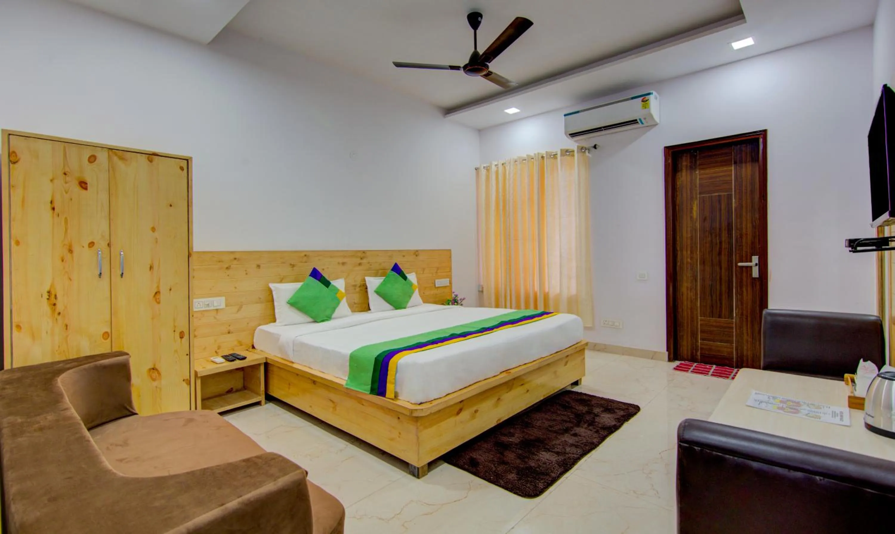 Standard Double Room - single occupancy in Treebo The King Mohali