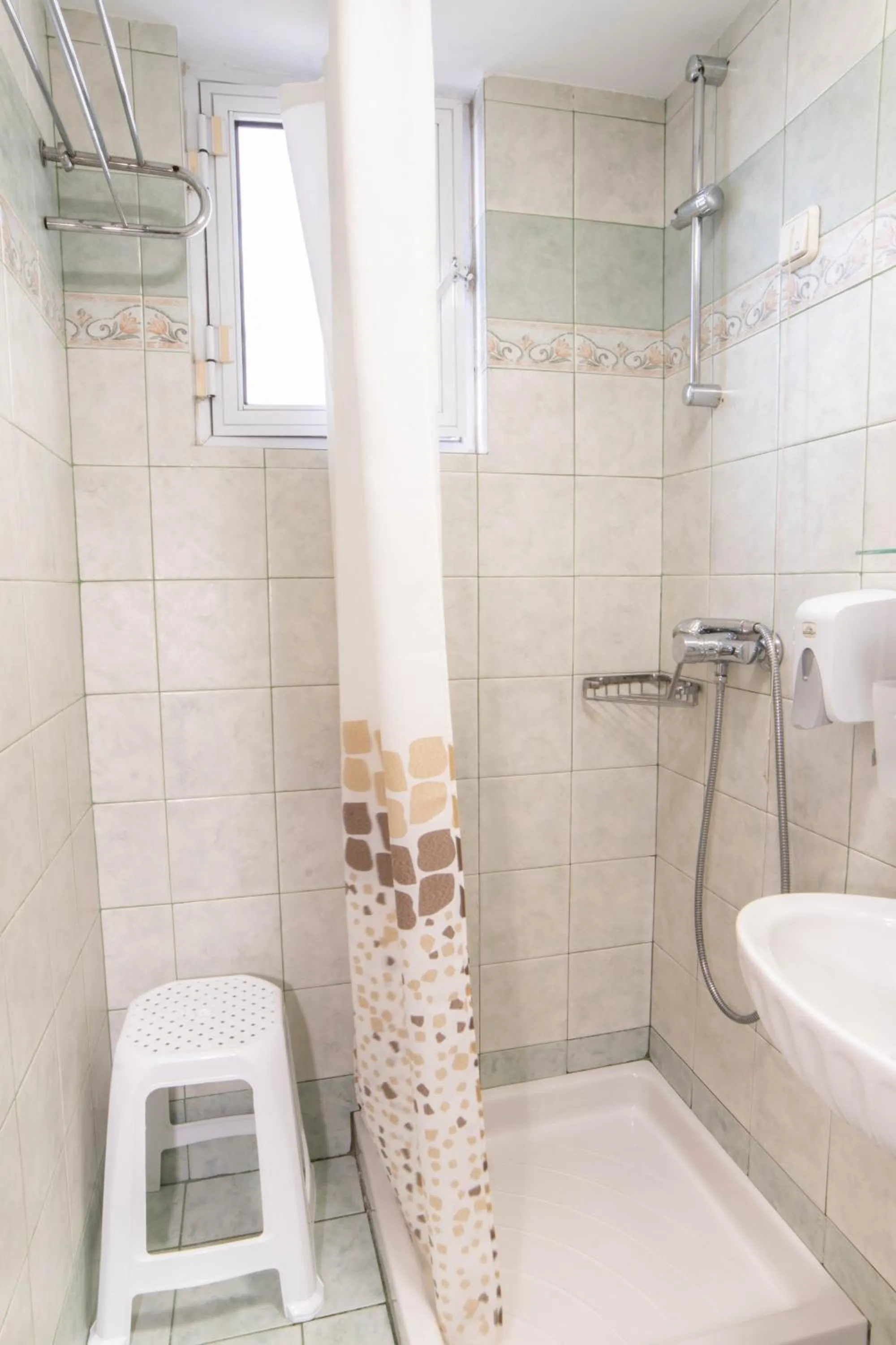 Single Room in Anita Hotel