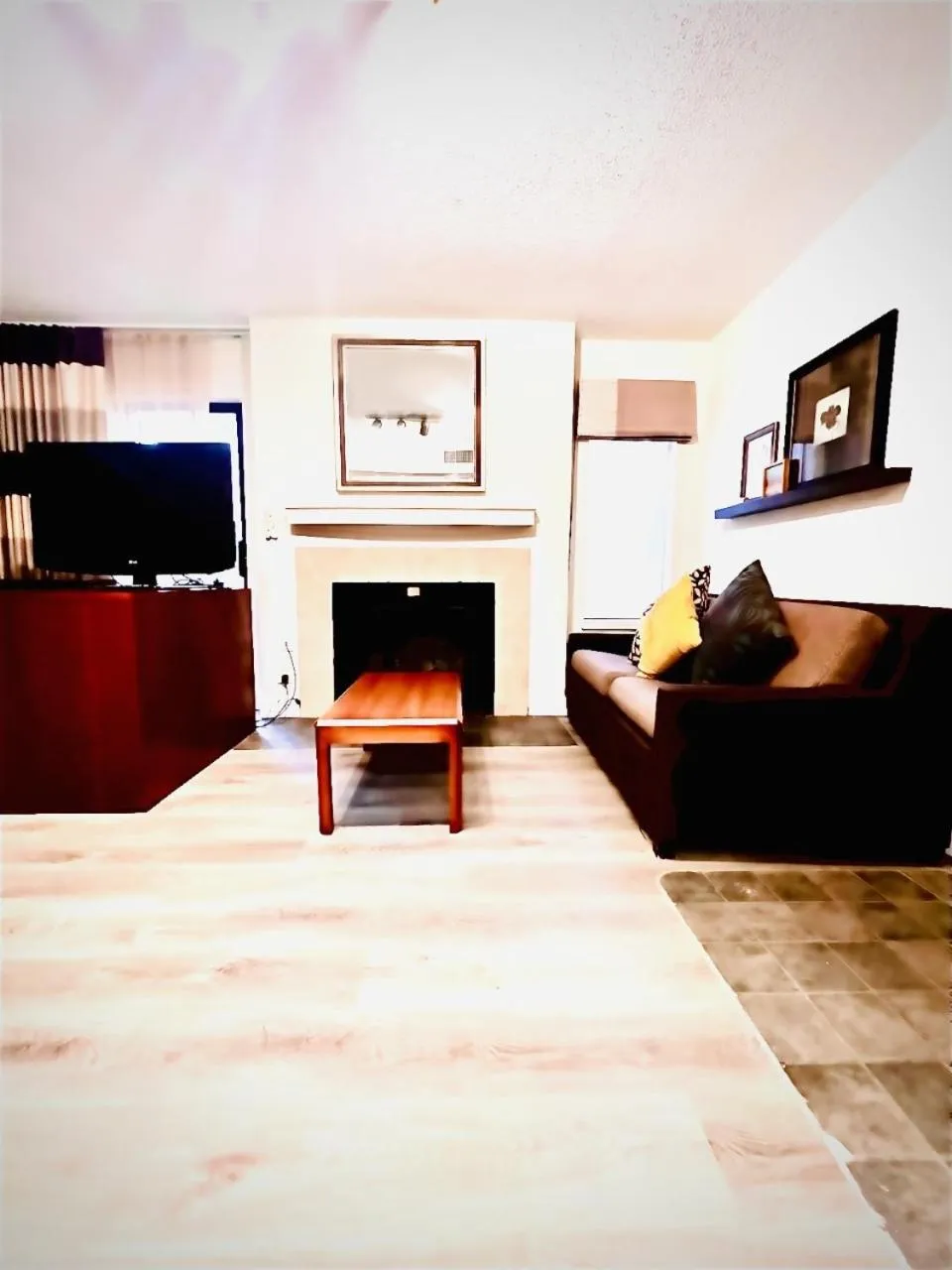 Deluxe Queen Suite in Tysons Corner Suites, A Baymont by Wyndham