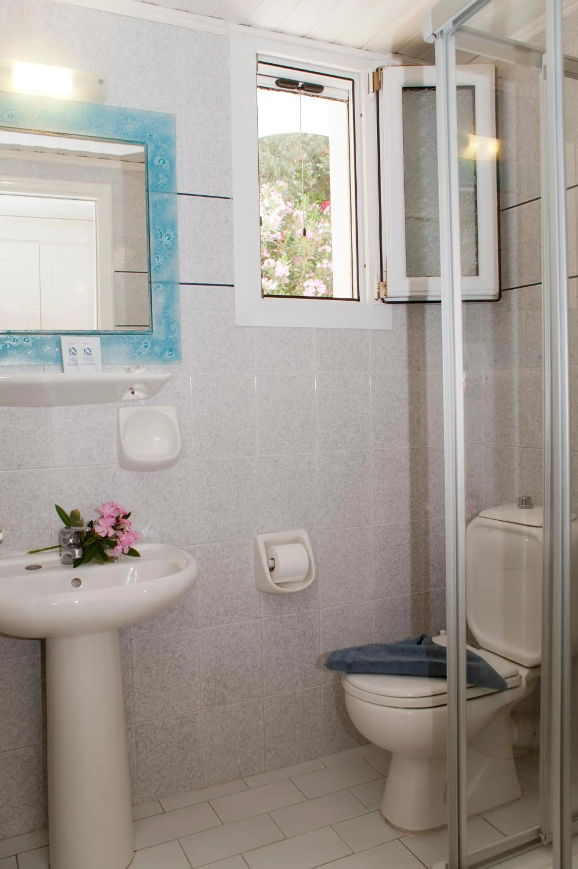 Double Room with Extra Bed in Kerveli Village Hotel