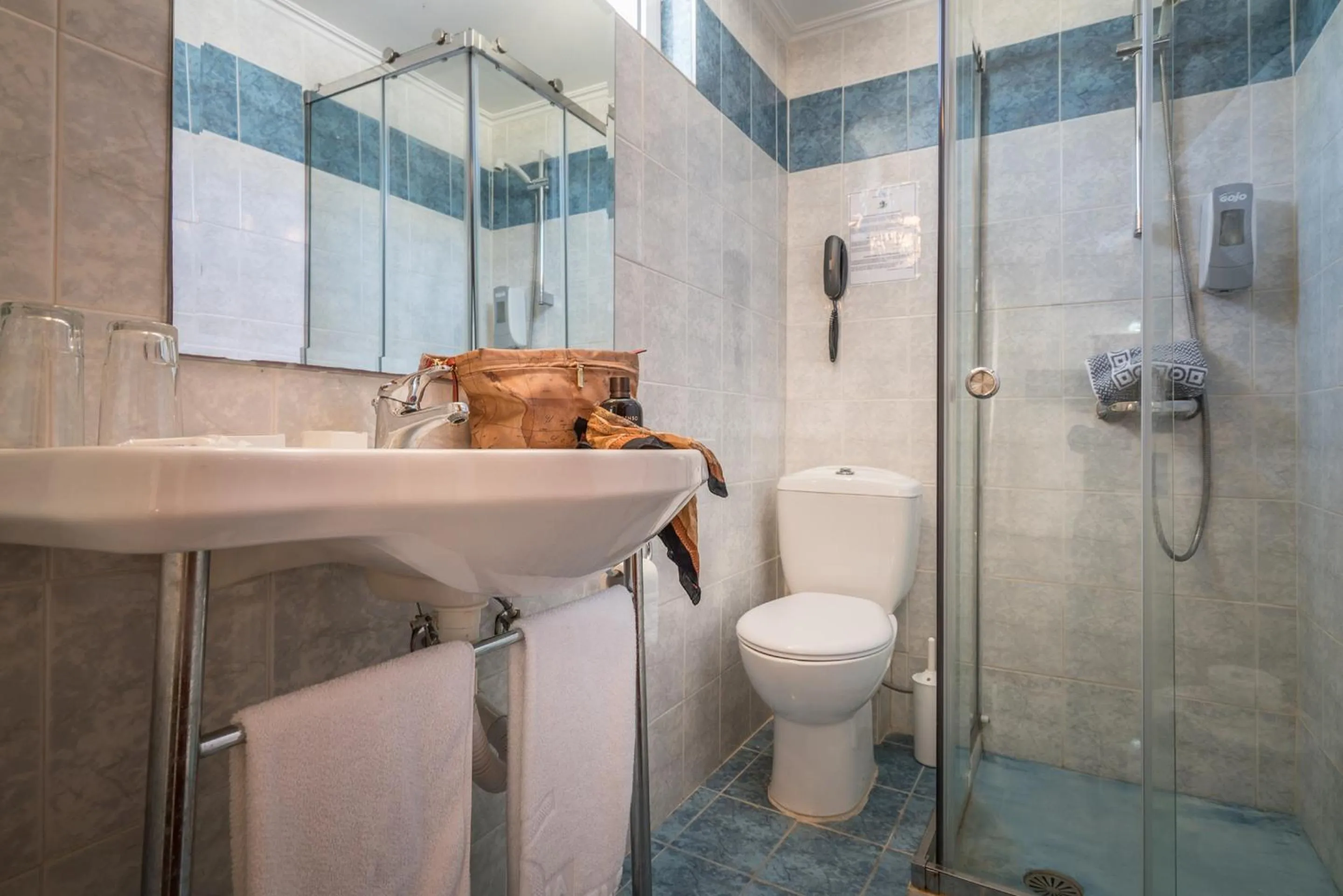 Standard Single Room in Diana Hotel