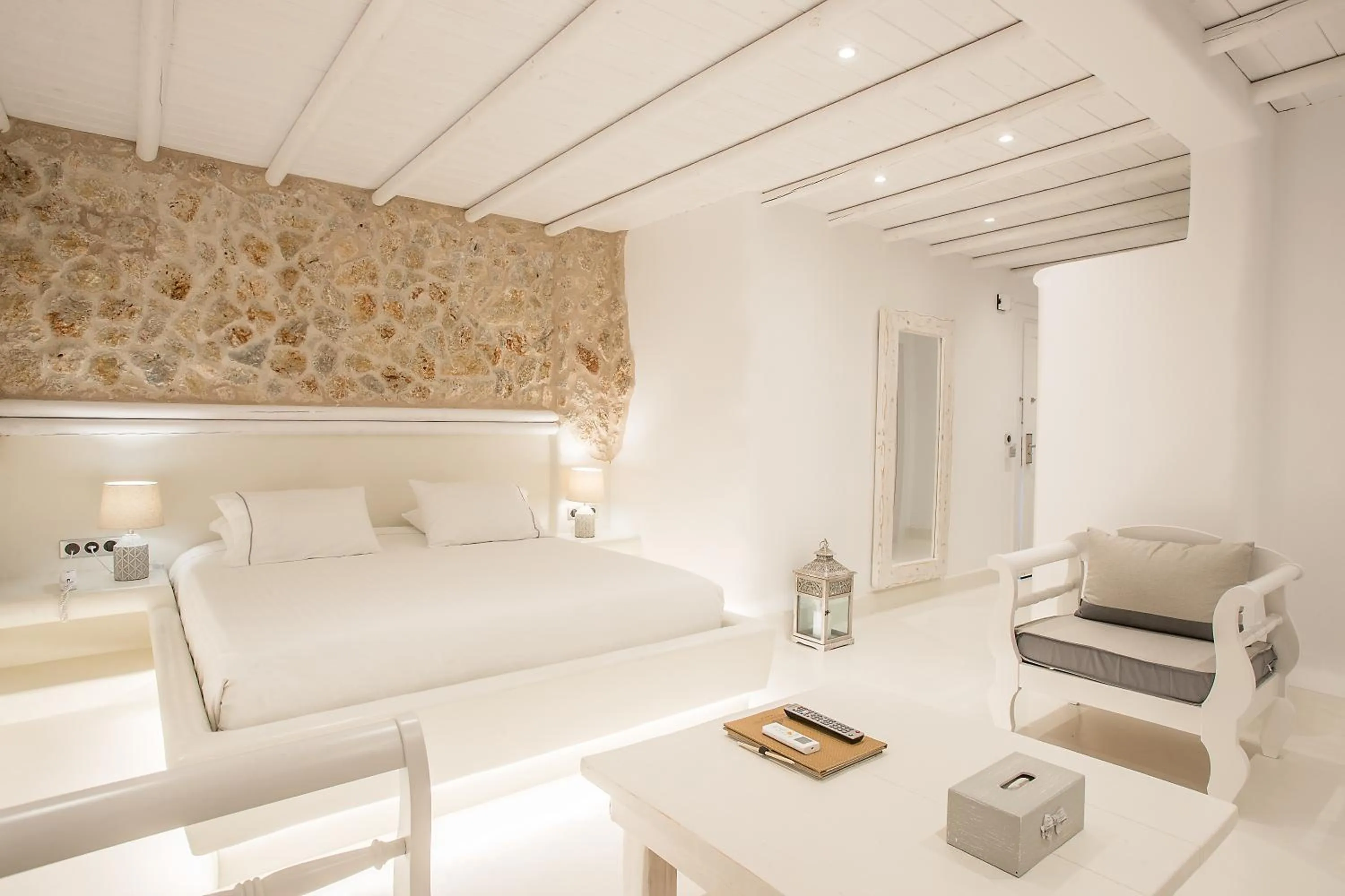 Suite with Spa Bath in Paros Palace - Adults Only