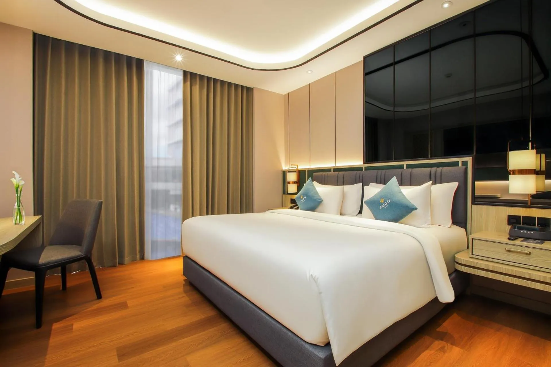 King Room with Pool View - single occupancy in FUGO Hotel Banjarmasin