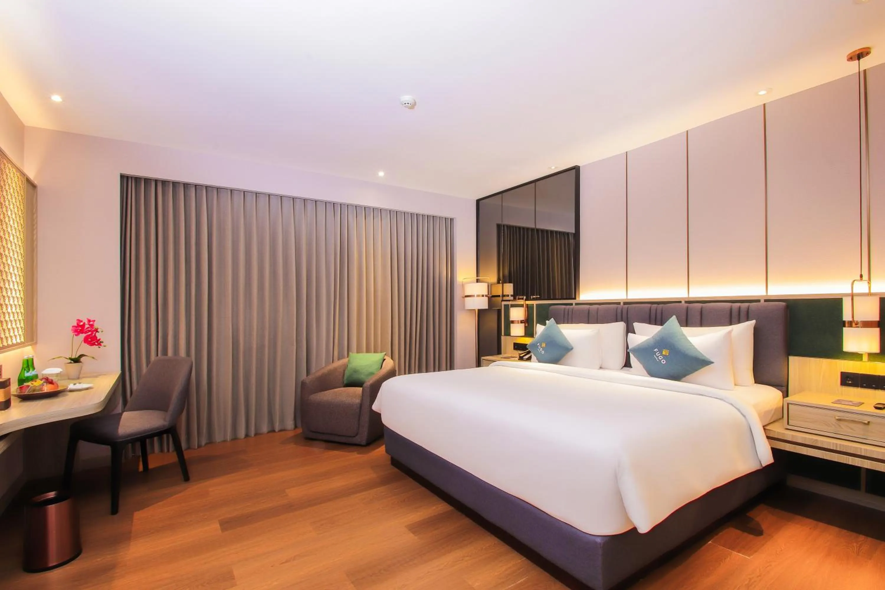 Deluxe Double Room with Bath in FUGO Hotel Banjarmasin