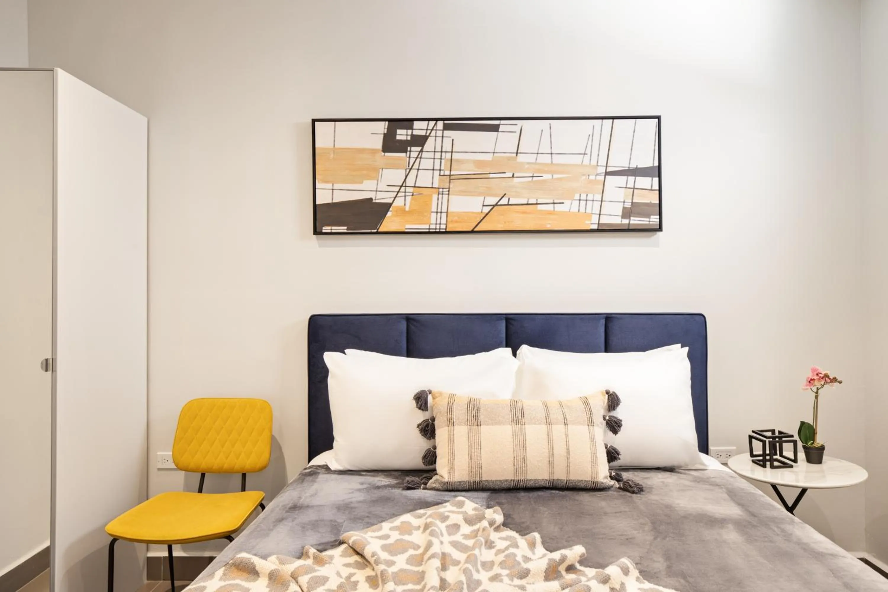 Queen Suite in Rosalina Isla Verde