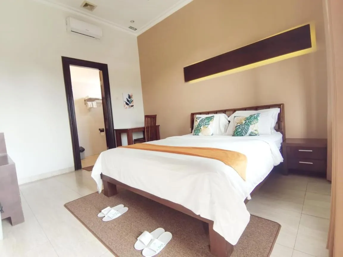 Standard Double Room in Avila Ketapan Rame Hotel