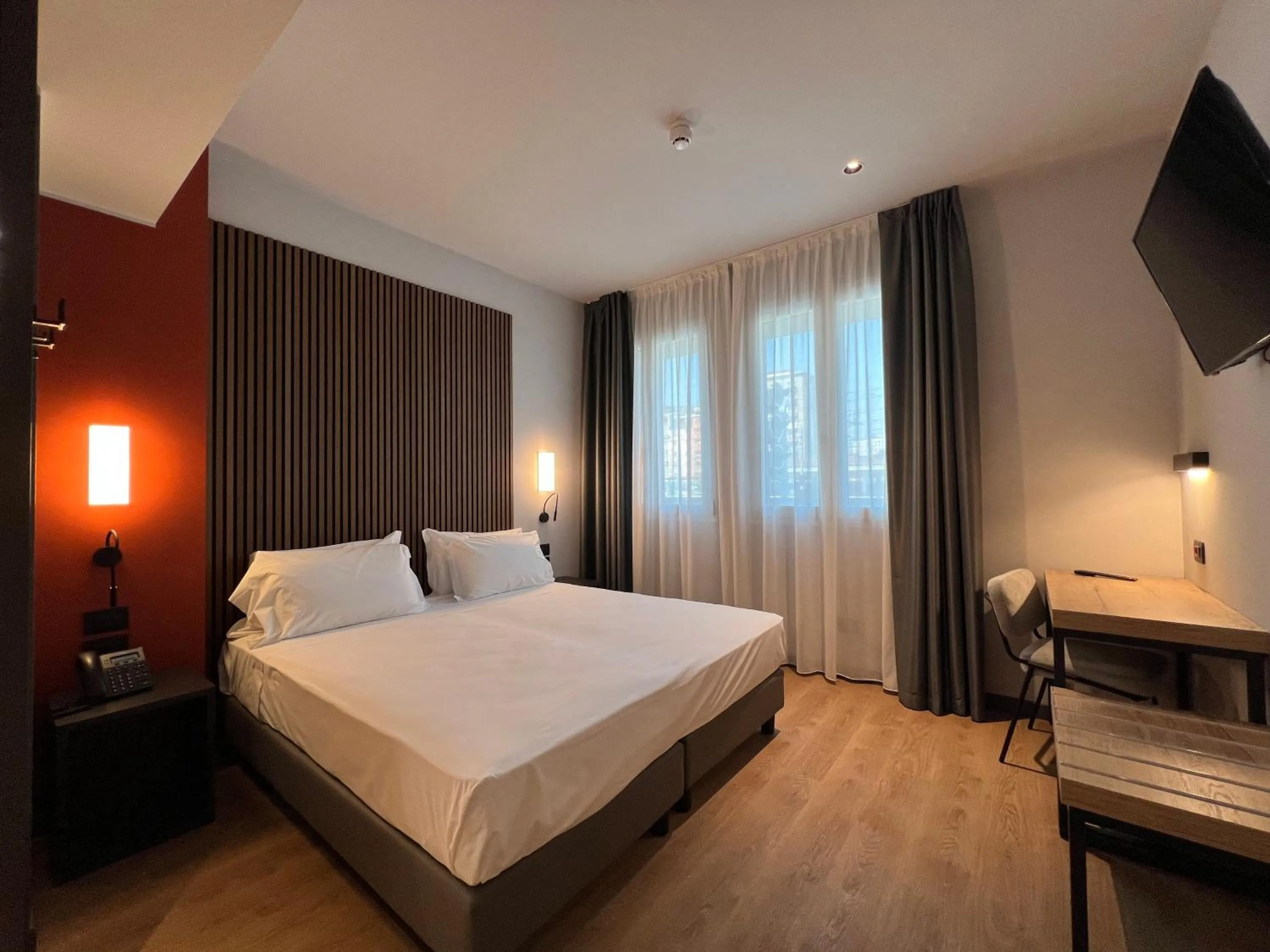 Suite with Hot Tub in Hotel Leonessa