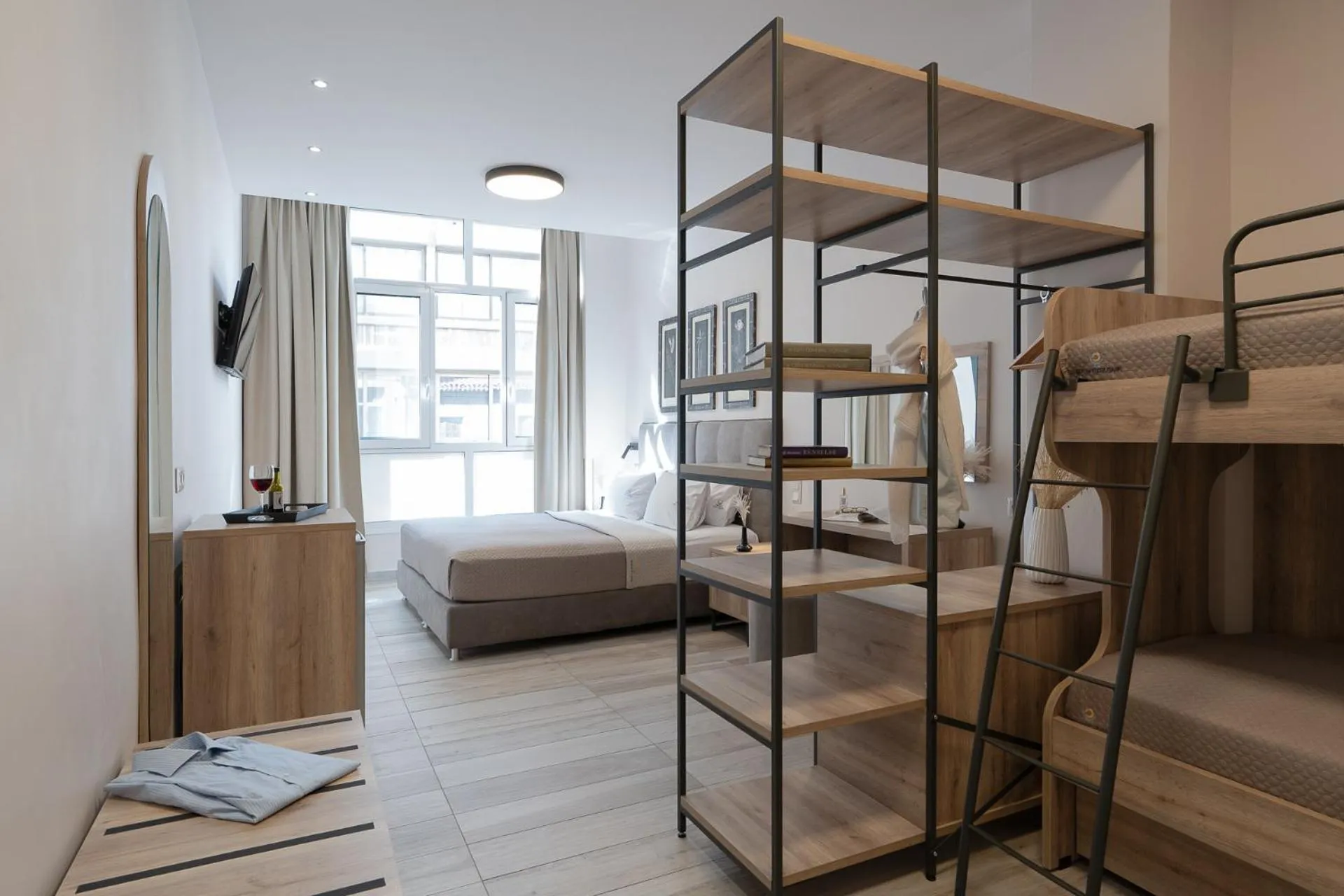 Family Room in Piraeus City Hotel