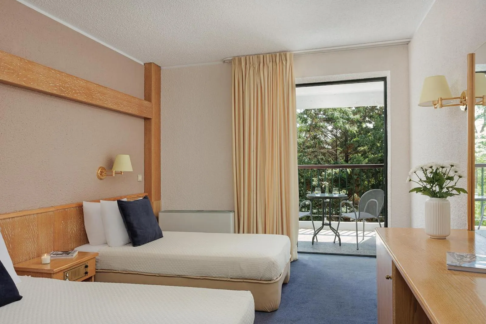 Twin Room with Balcony - single occupancy in Sun Beach Hotel