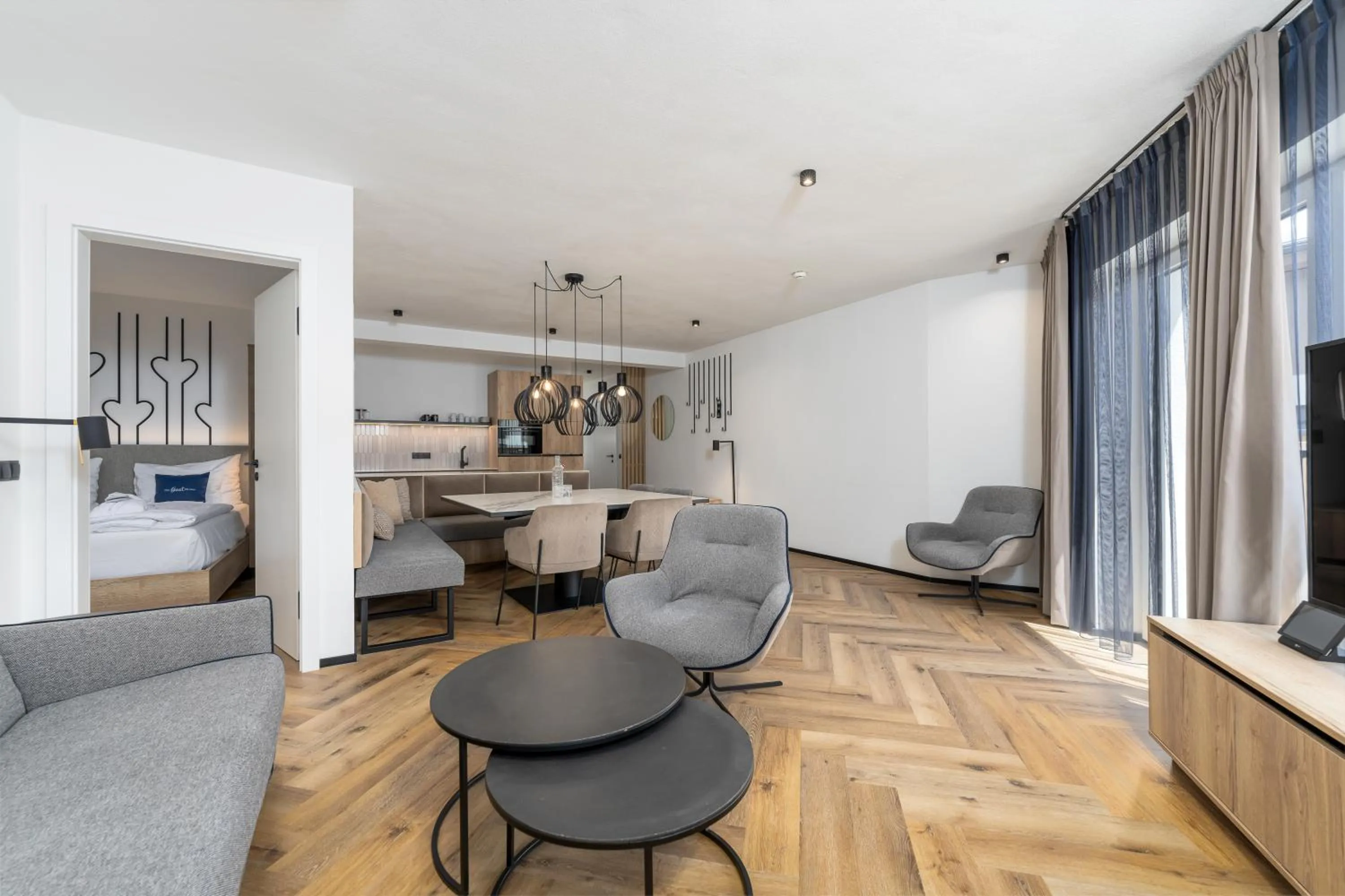 Two-Bedroom Suite with Sauna in The Gast House Zell am See