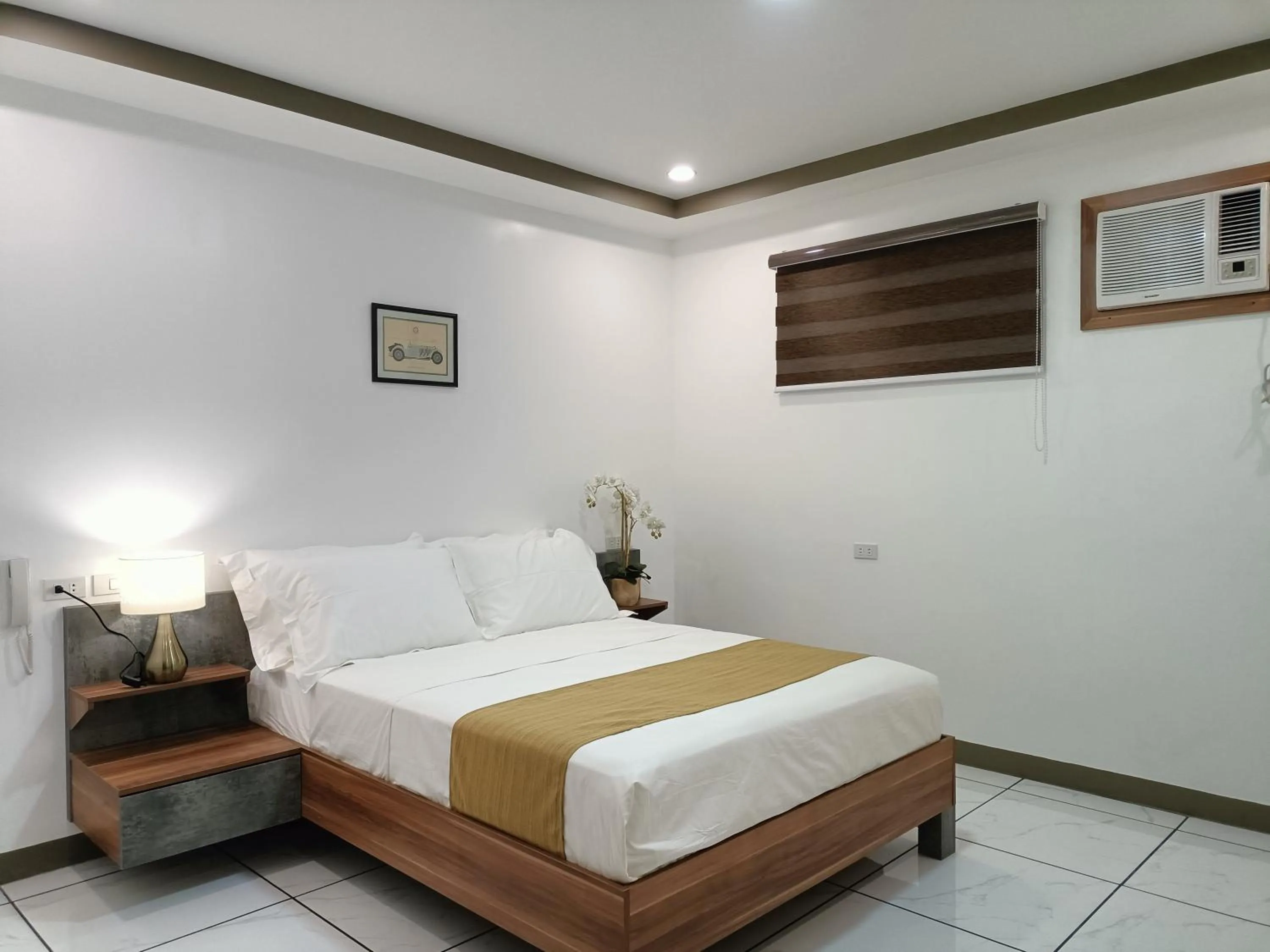 Deluxe Room in Rosh Hotel