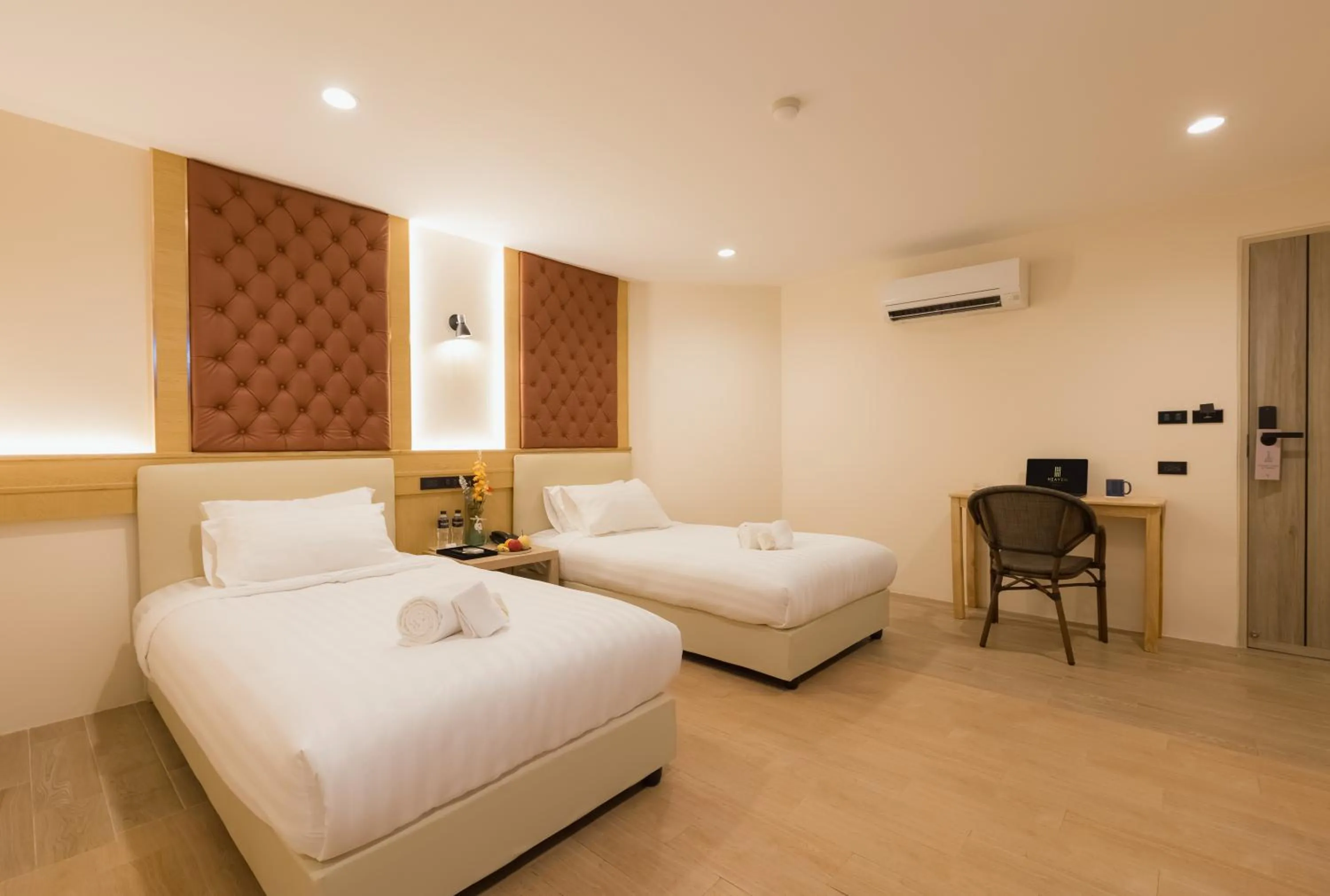 Superior Twin Room in Heaven Boutique Hotel