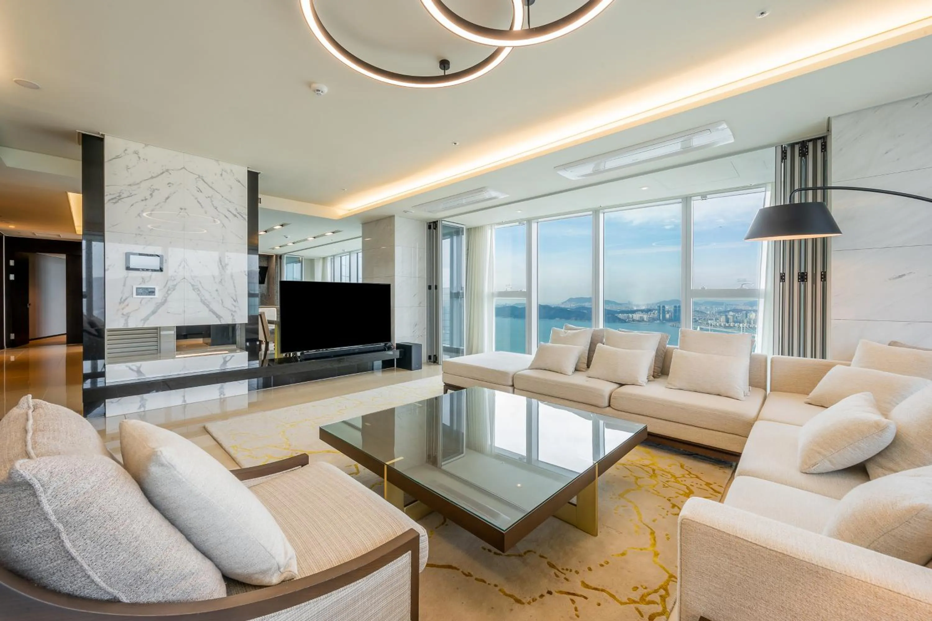 Pent Royal House (Haeundae Beach View) in LCT Residence Y collection