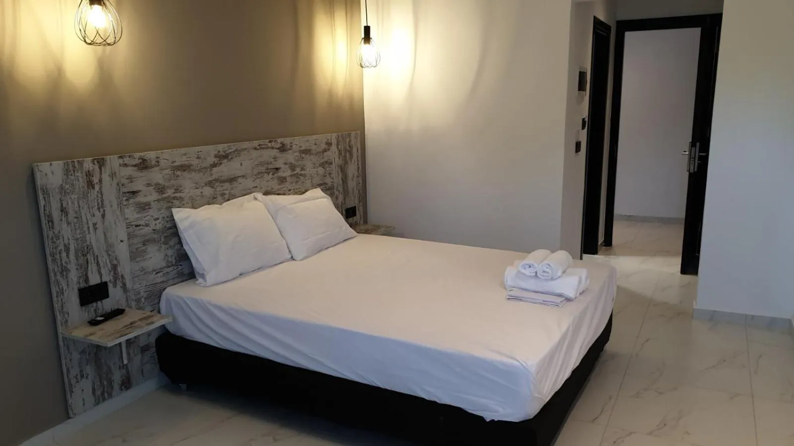 Economy Double Room in Evita Blue