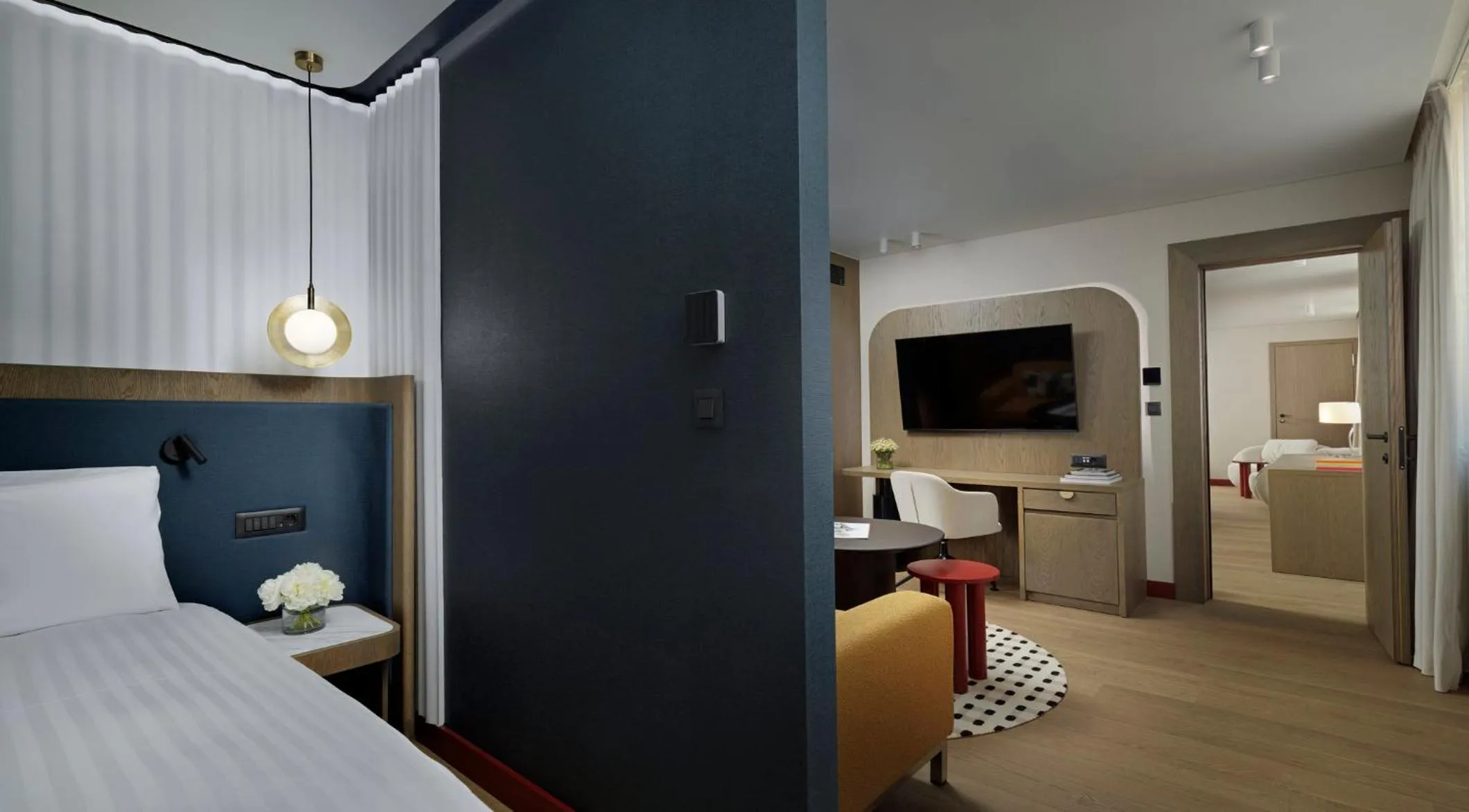 Luxury Acropolis King Suite in Athenaeum Intercontinental by IHG