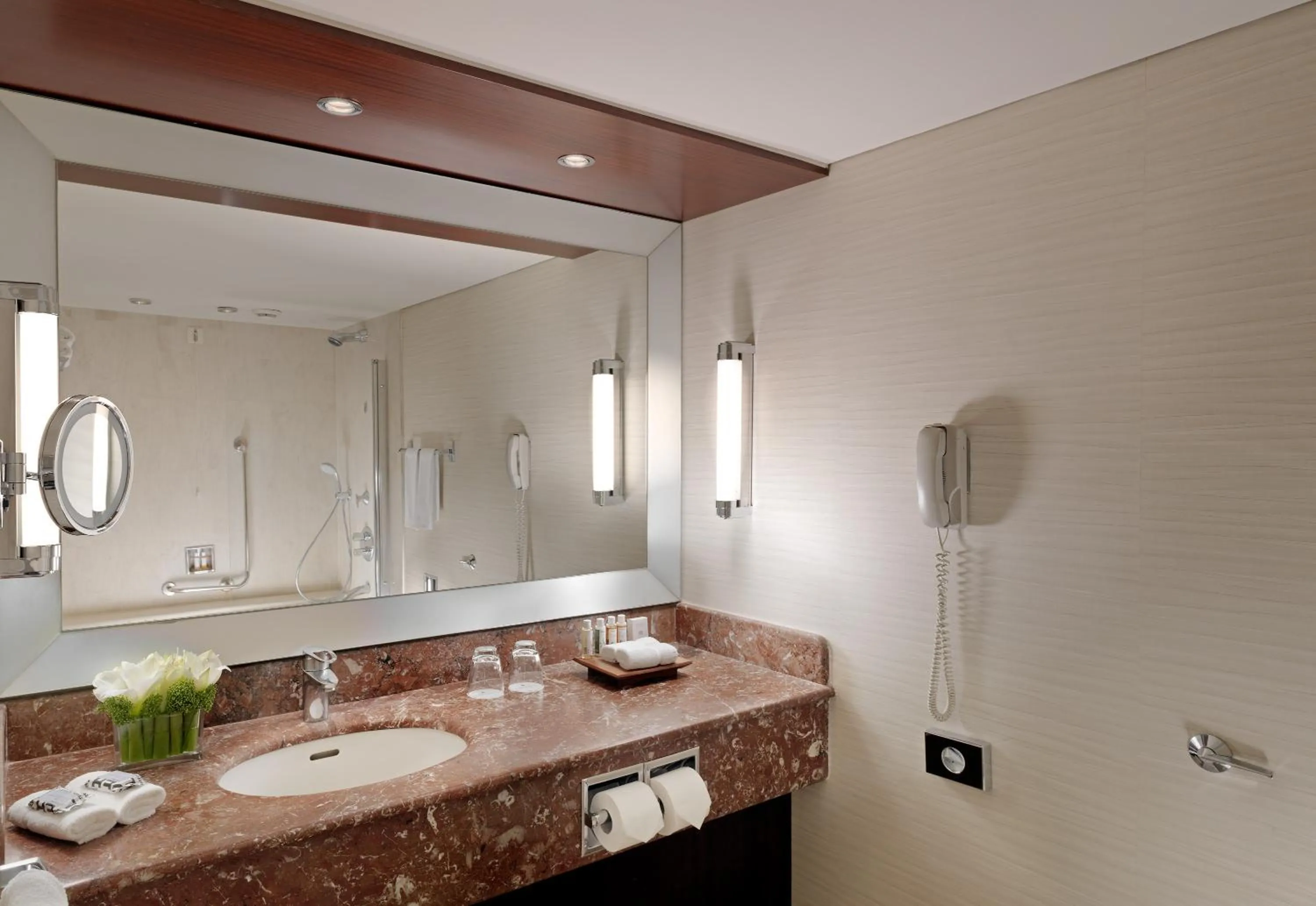 Two-Bedroom Suite in Athenaeum Intercontinental by IHG