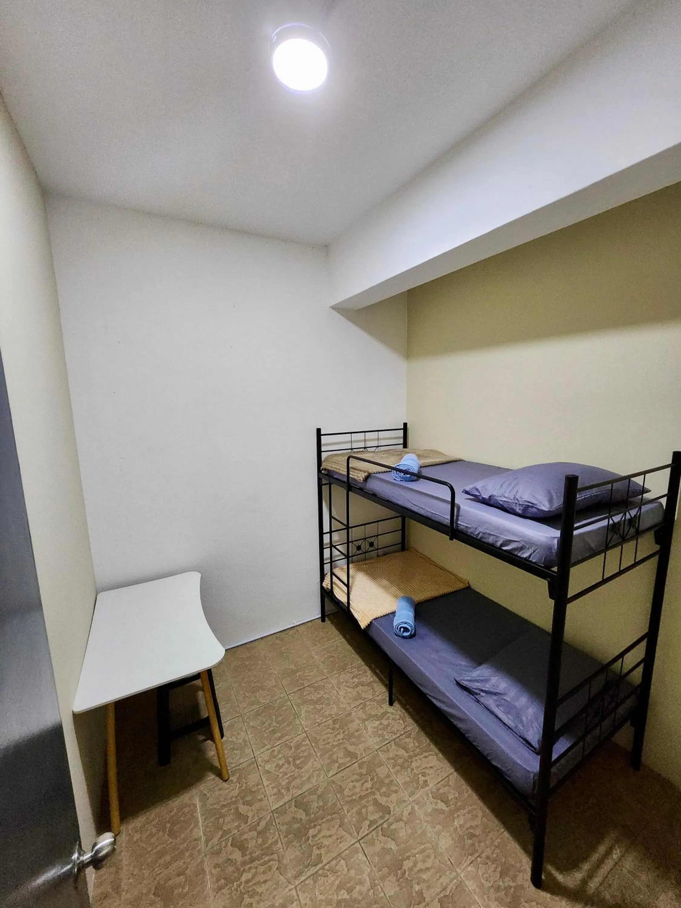 Twin Room with Shared Bathroom in Swanling Kuching