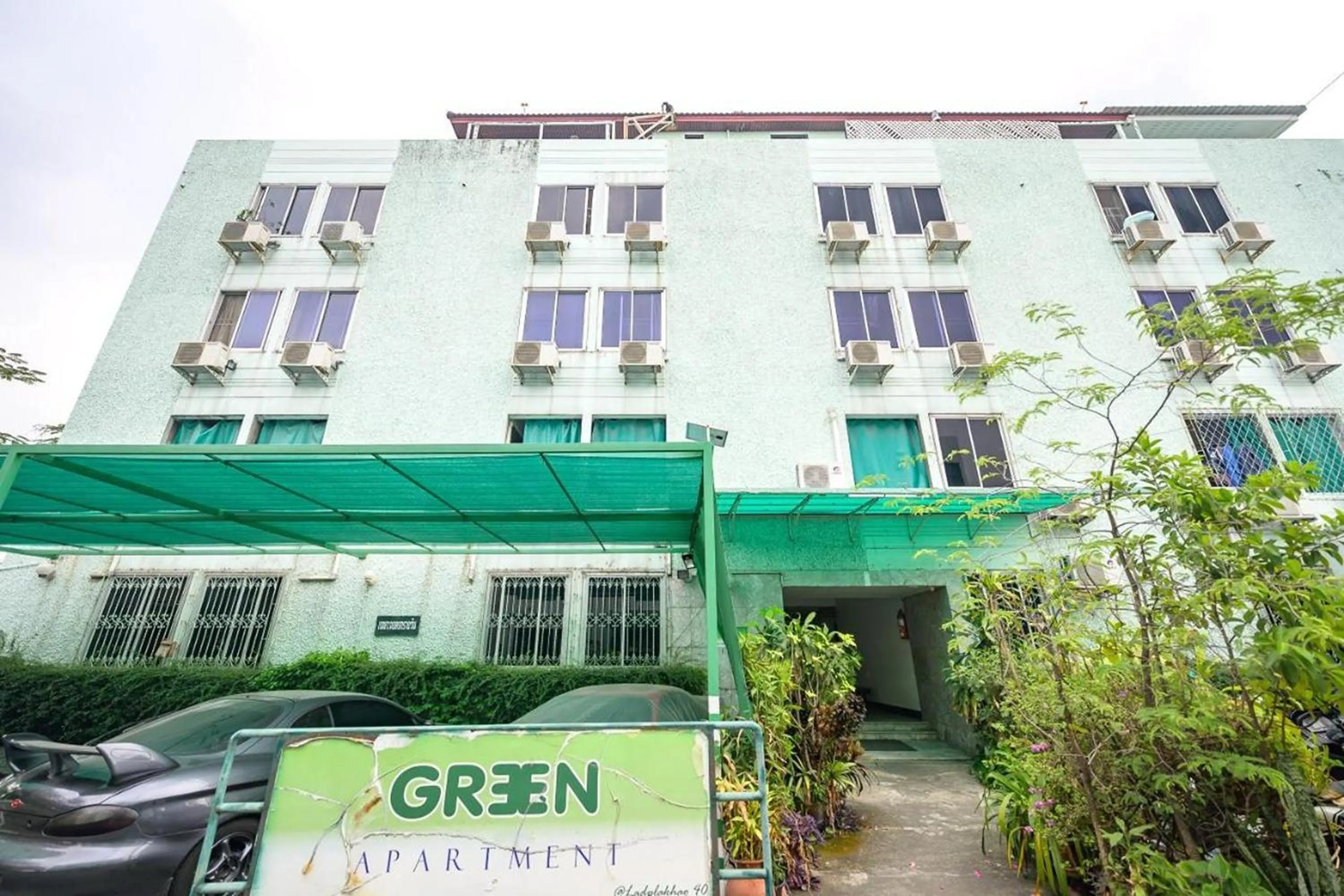 Green Apartment Kaset