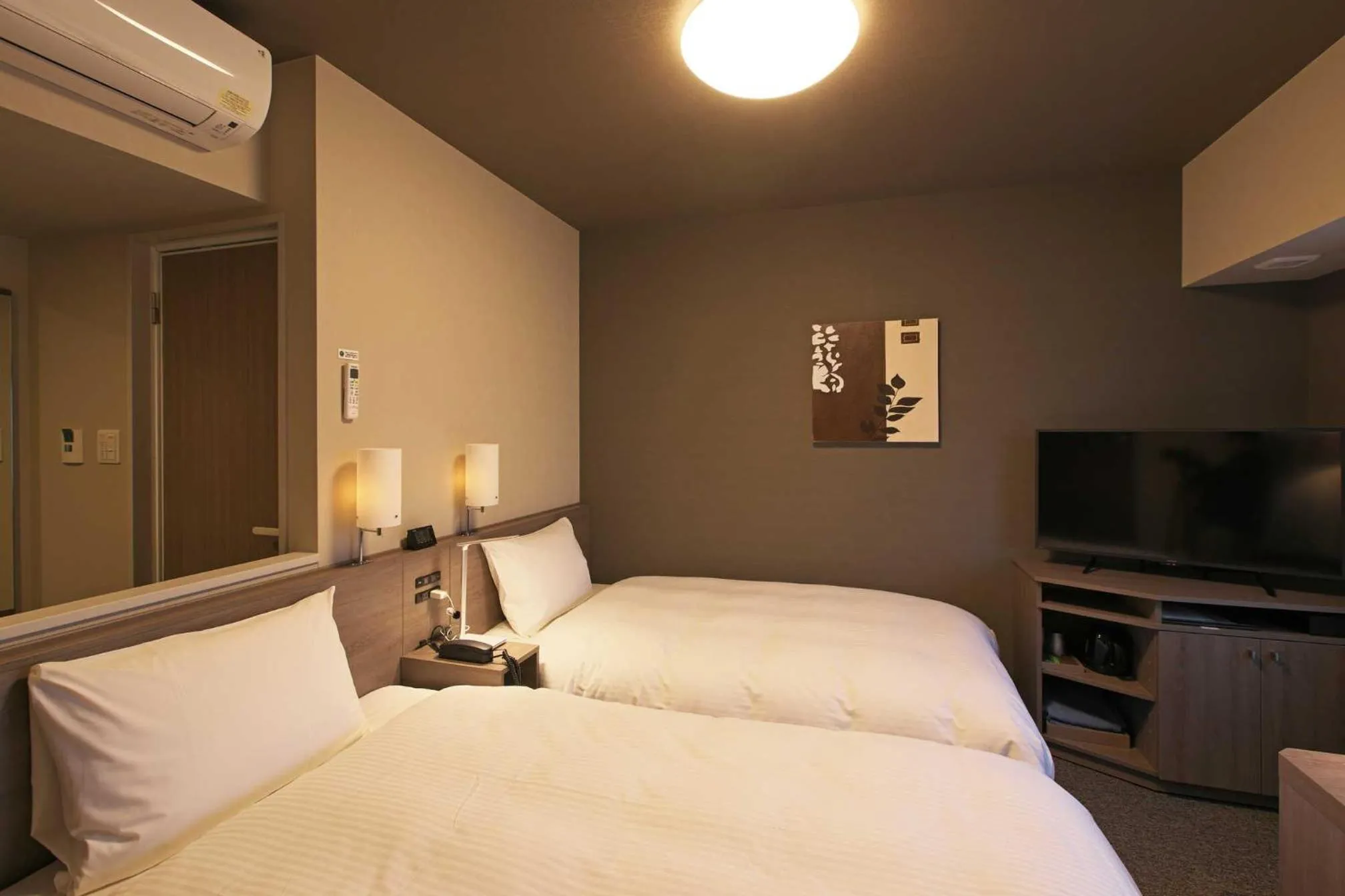 Comfort Twin Room - single occupancy - Non-Smoking in Hotel Route Inn Kyoto Maizuru -Nishi Maizuru Ekimae-