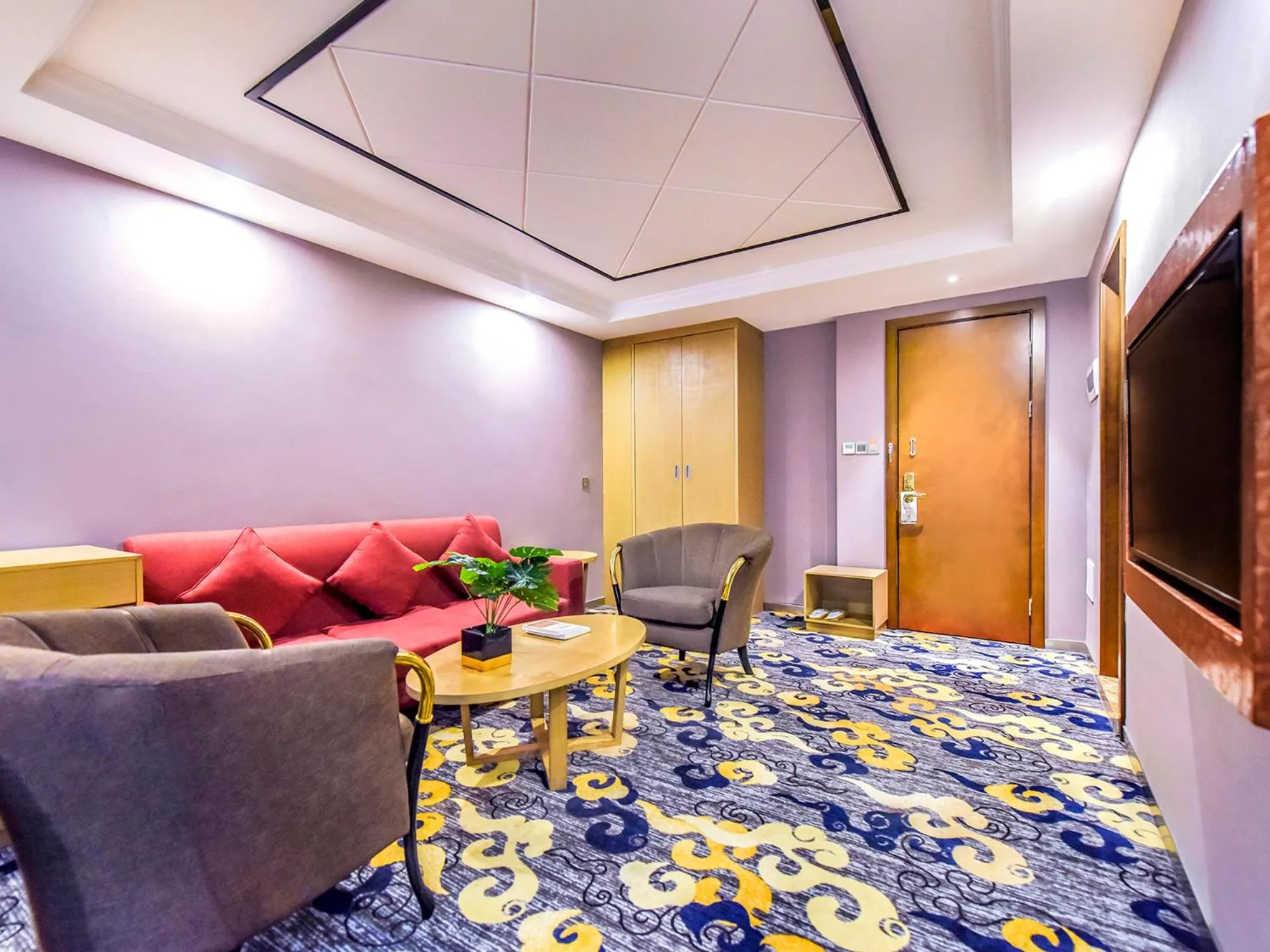 Superior Suite in Guangzhou Huihe Hotel