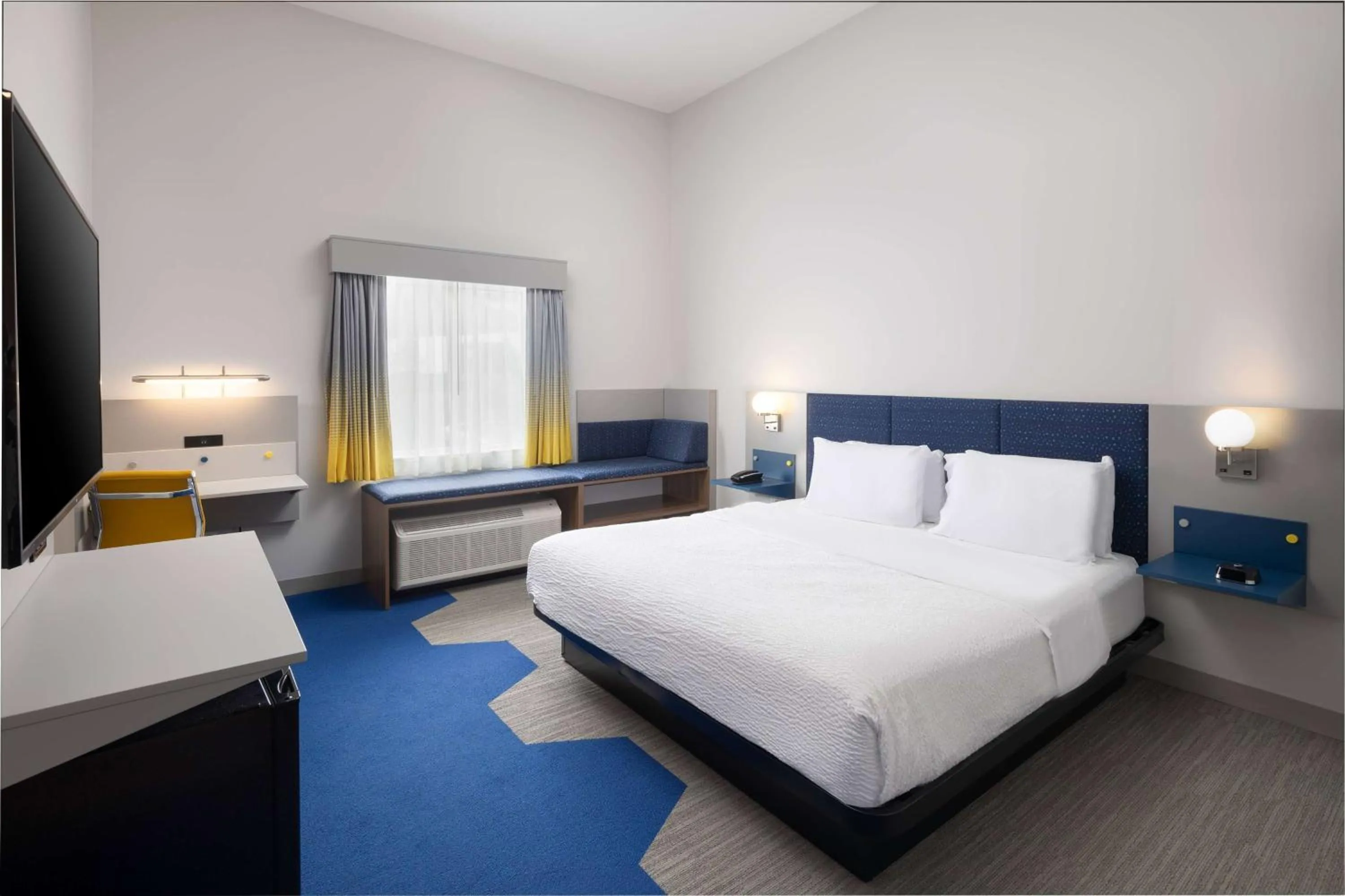King Room - Mobility Access/Non-Smoking in Microtel Inn & Suites by Wyndham Macedon