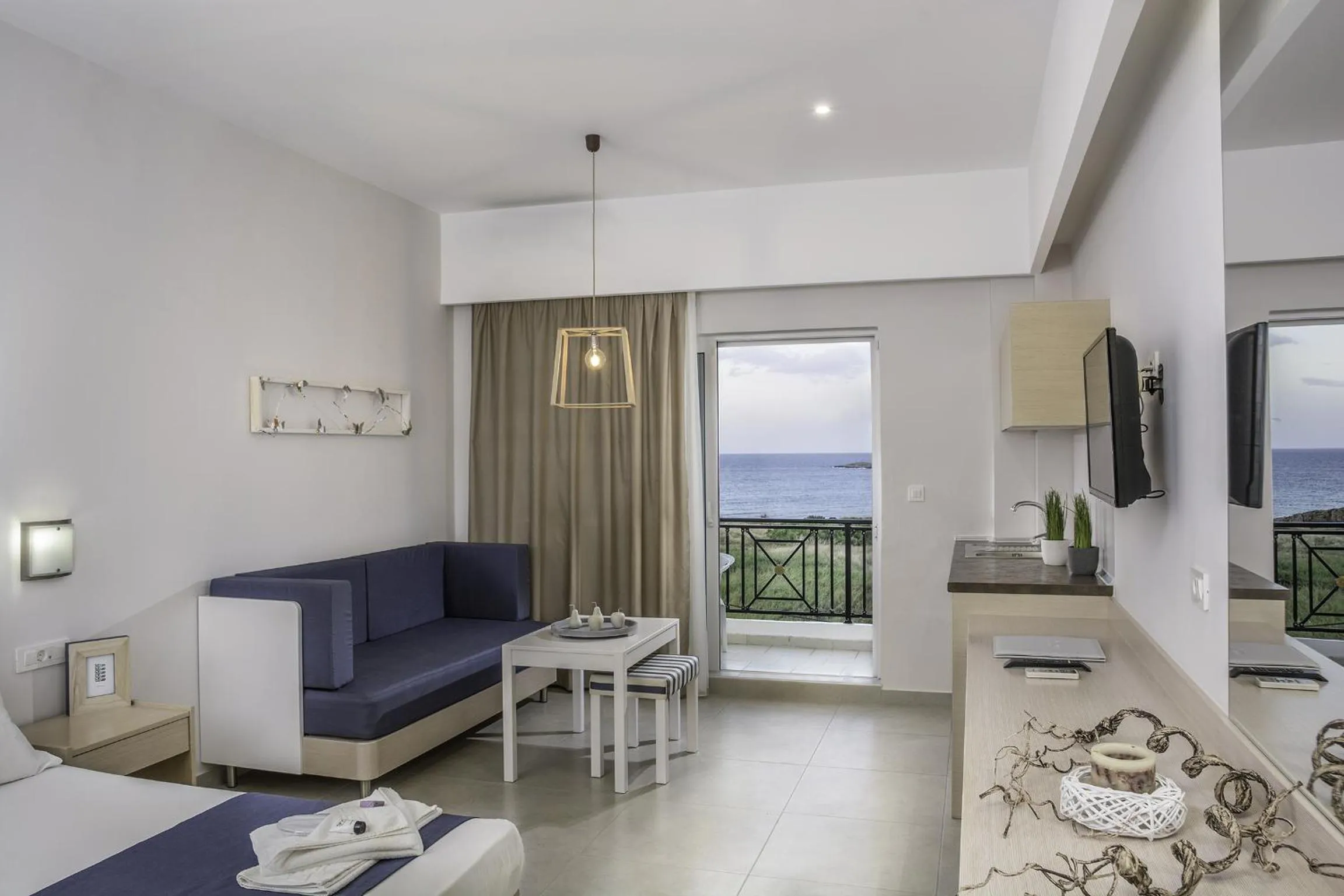 Superior Studio with Sea View - Ground Floor in Sea View Hotel & Apartments