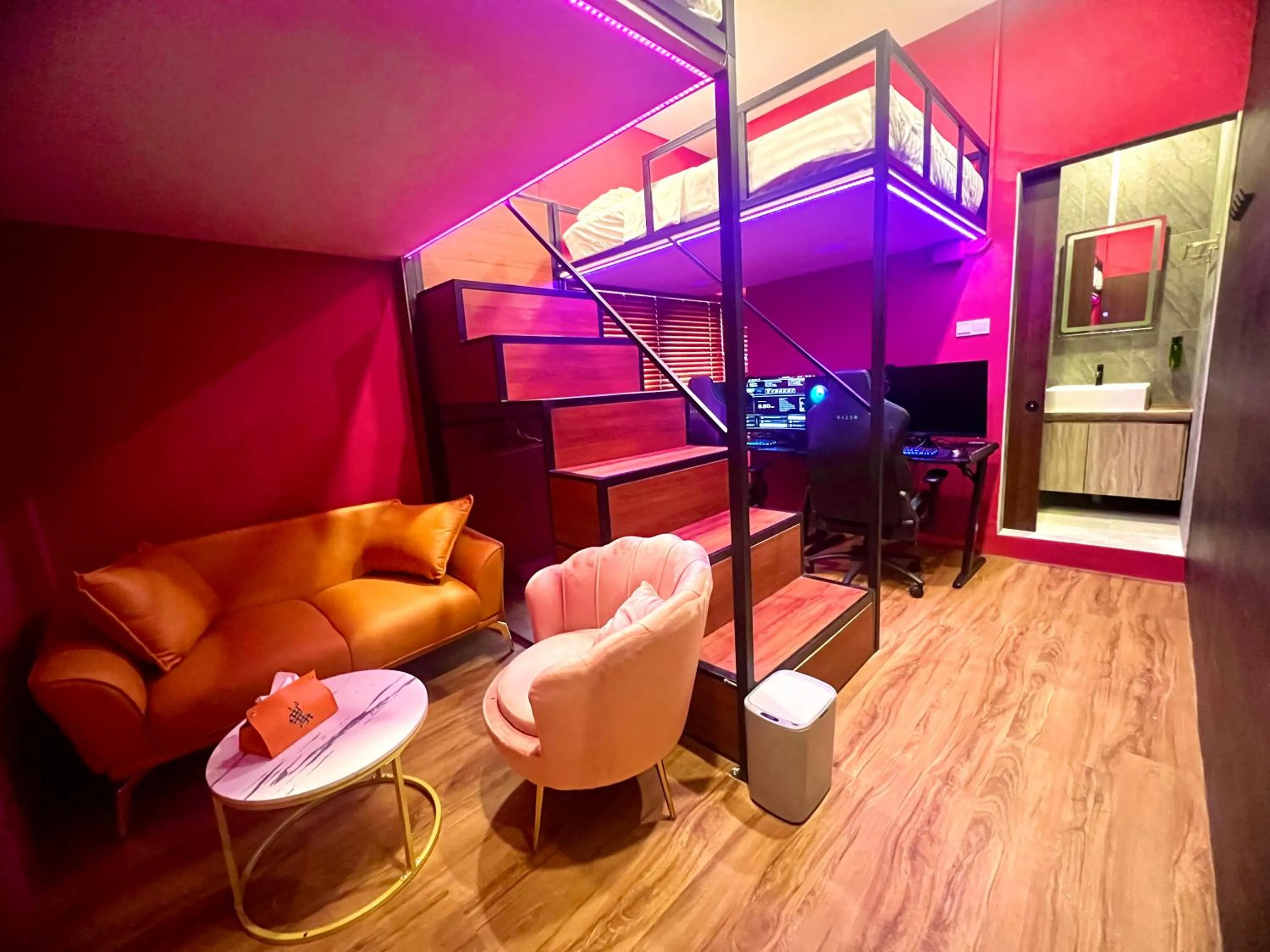 Quadruple Room with Private Bathroom in Arena eSports Hotel @ Bugis Village