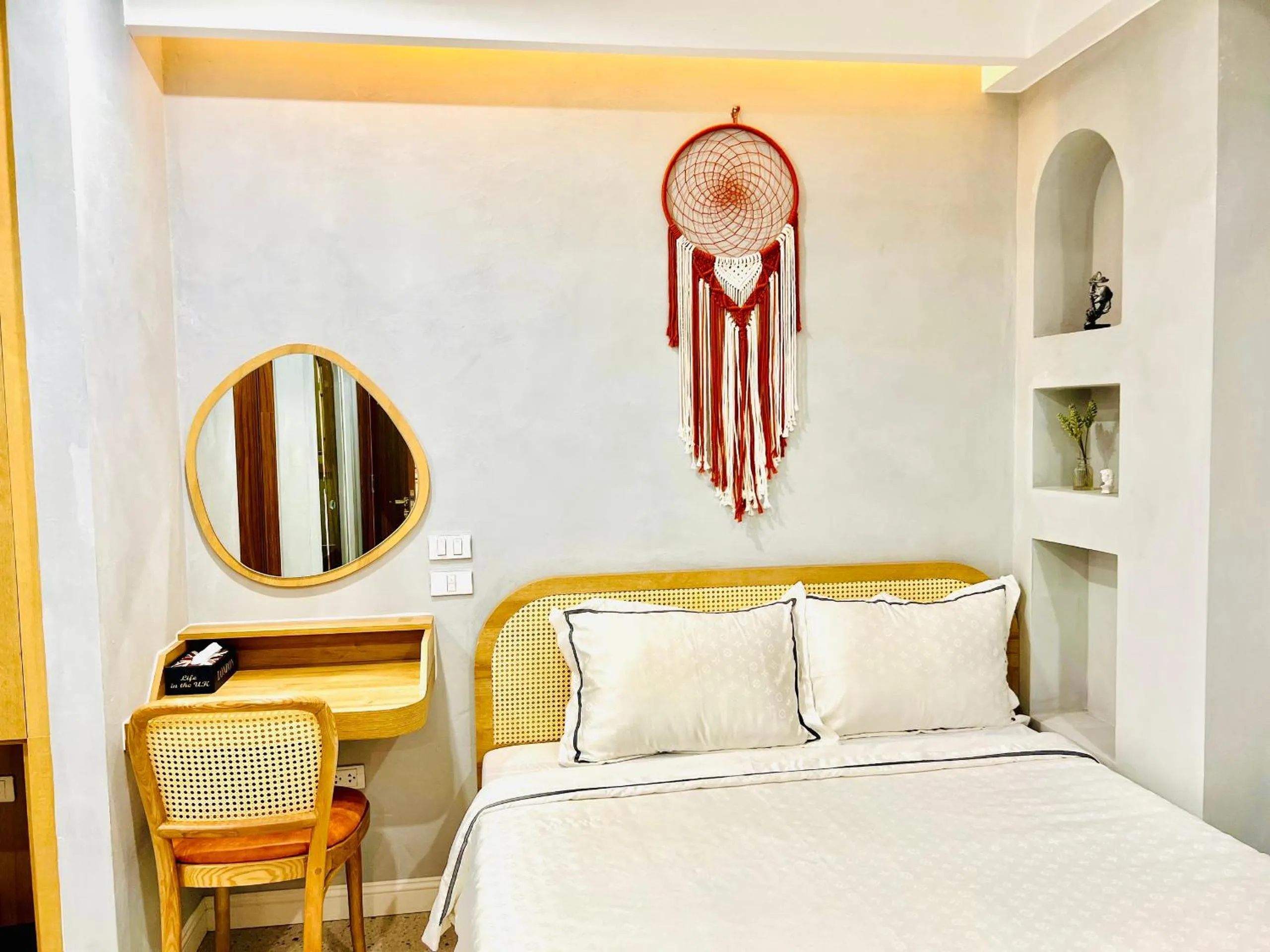 Superior King Room in Rova Hotel Phú Quốc