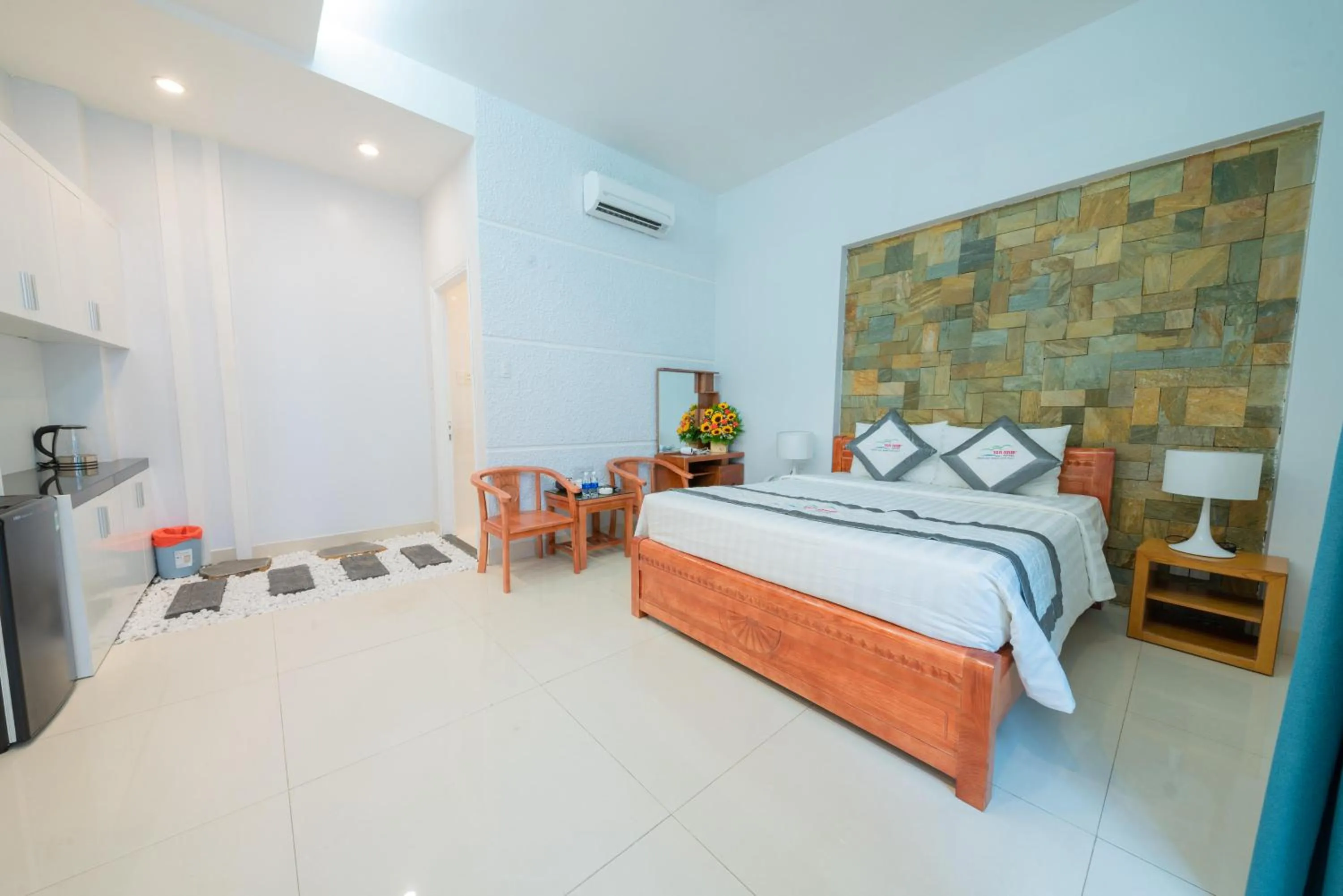 Deluxe Double Room in Yen Nam Hotel Nguyen Thai Son