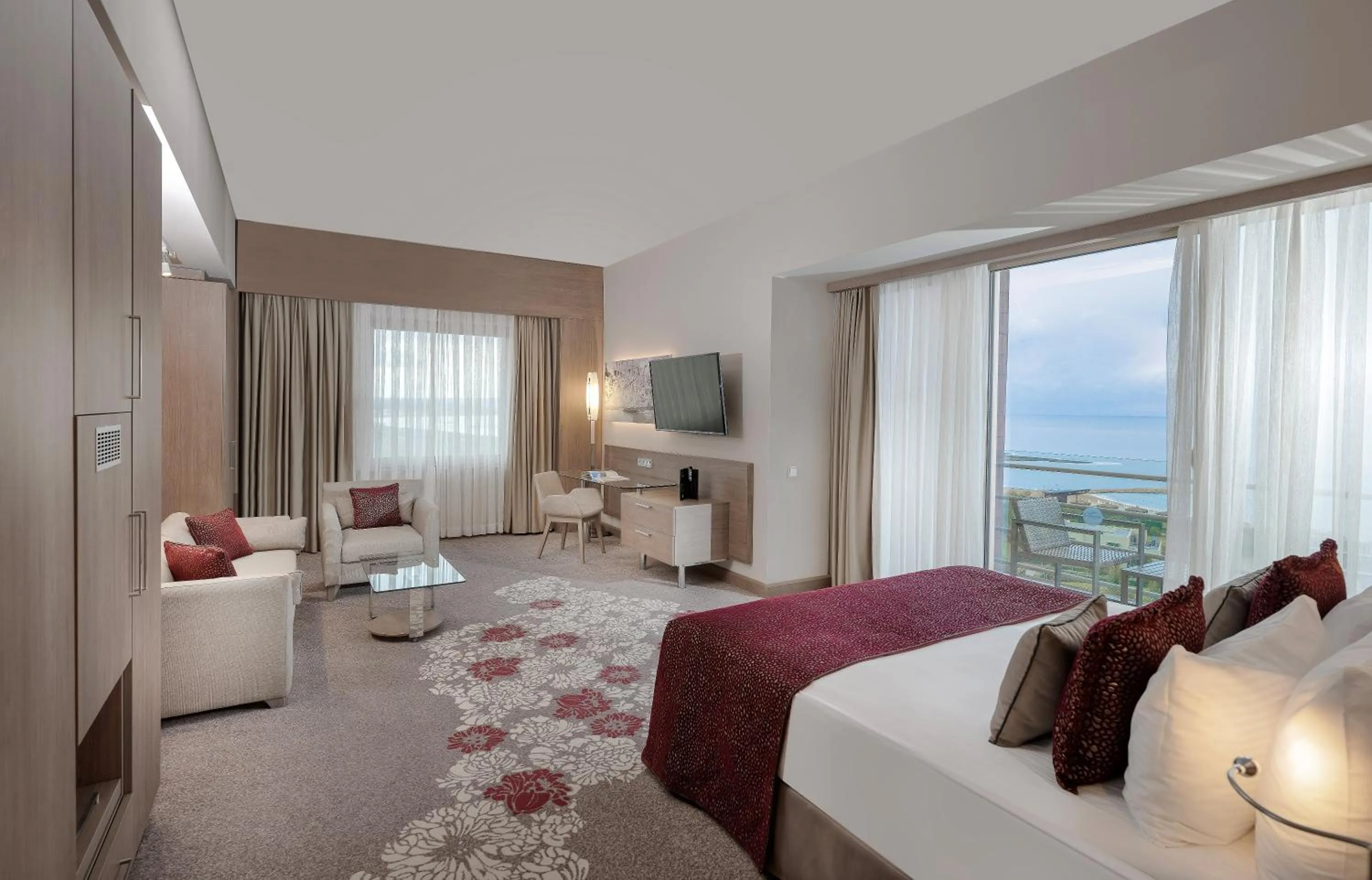 Panaromic Suite in Concorde Luxury Resort & Casino