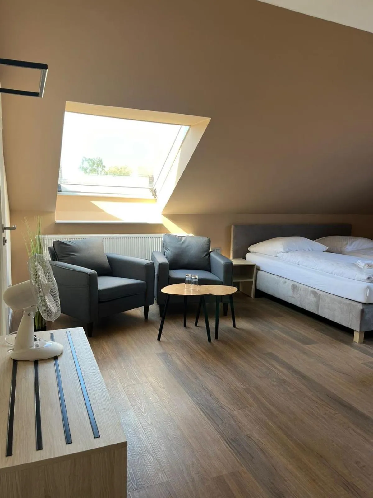 Hotel am Stern Uelzen - KOSTENLOS PARKEN -