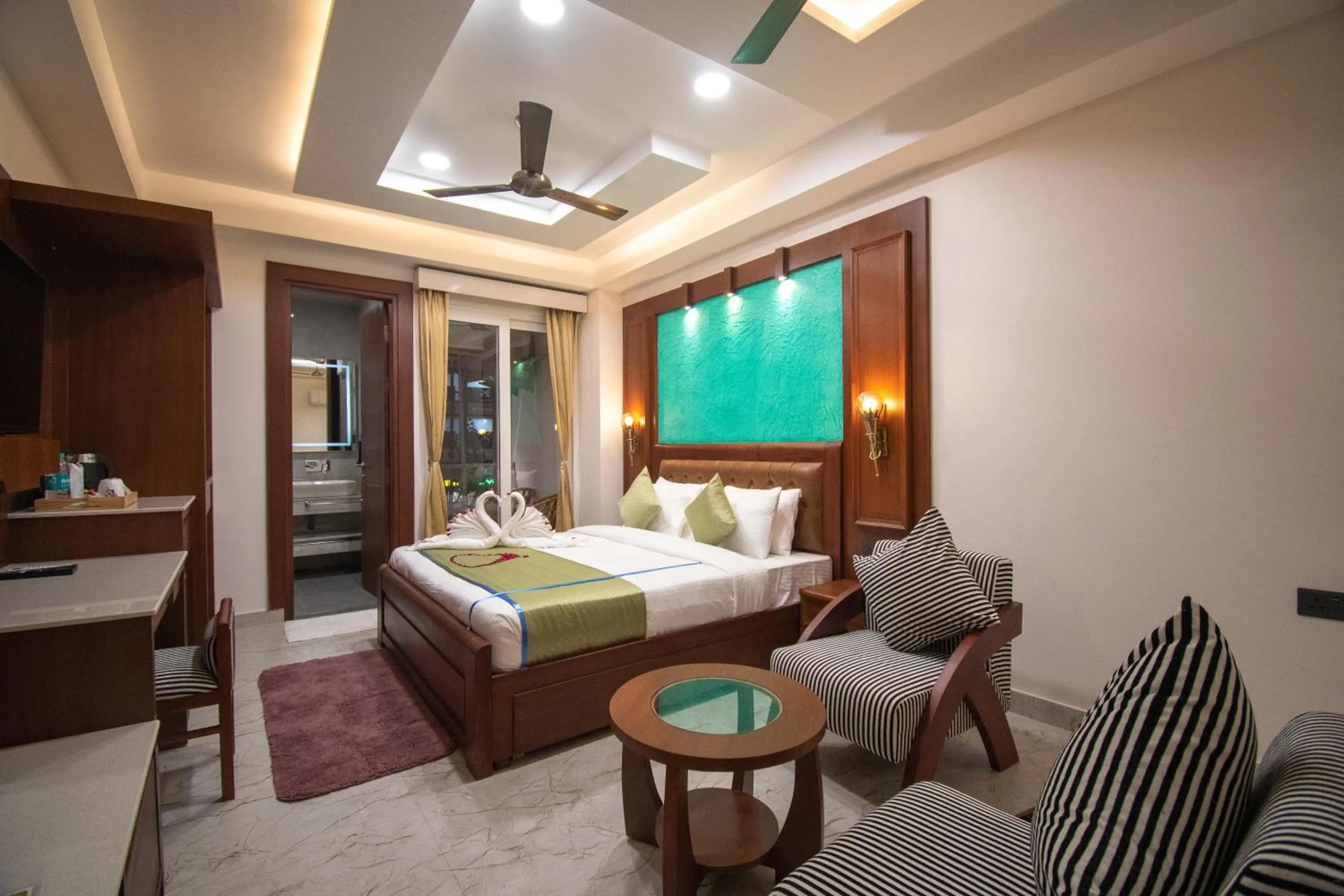 King Room with Balcony in Holy Shivana Boutique Hotel Rishikesh