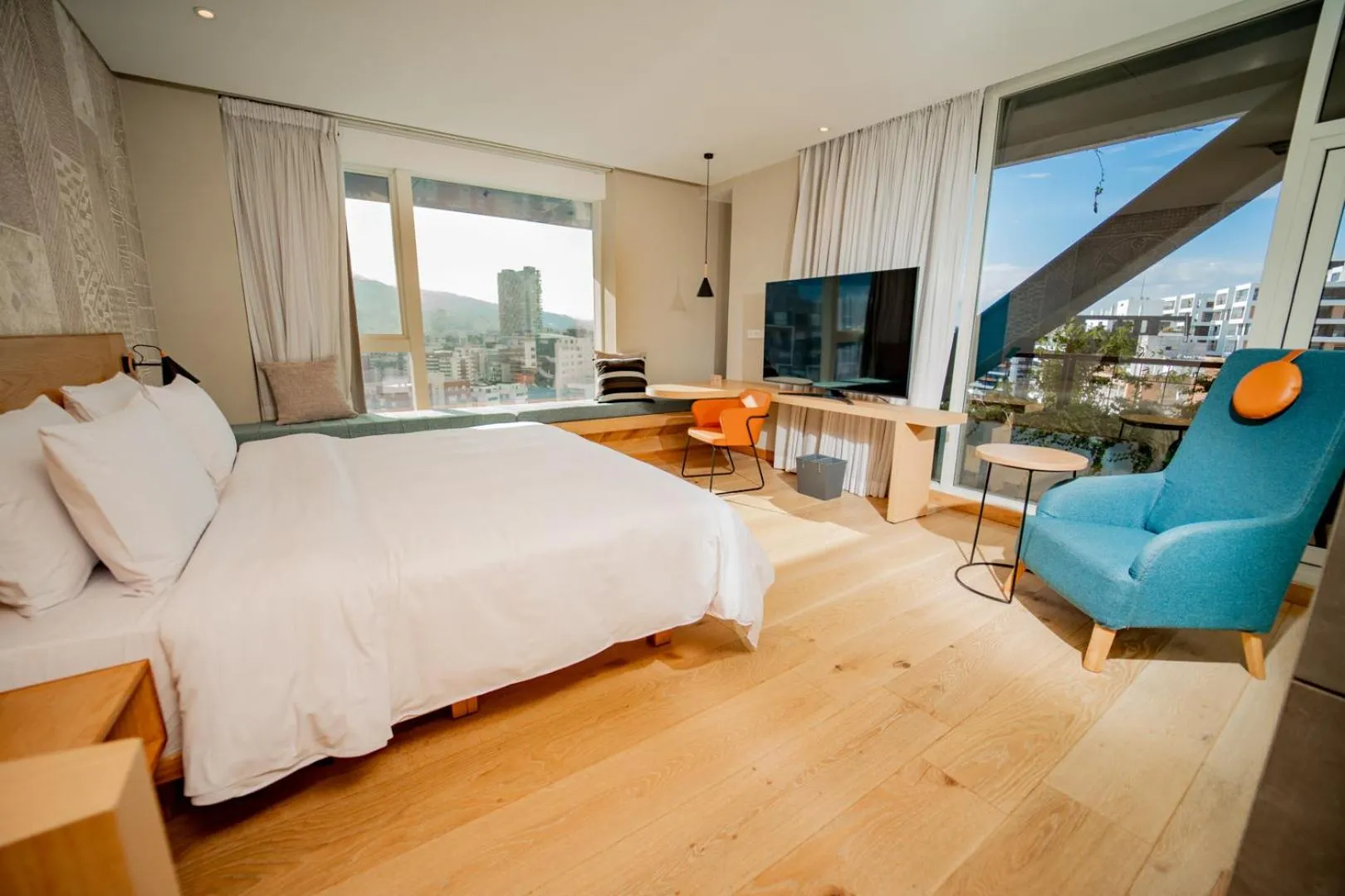 Junior Suite in GO Quito Hotel