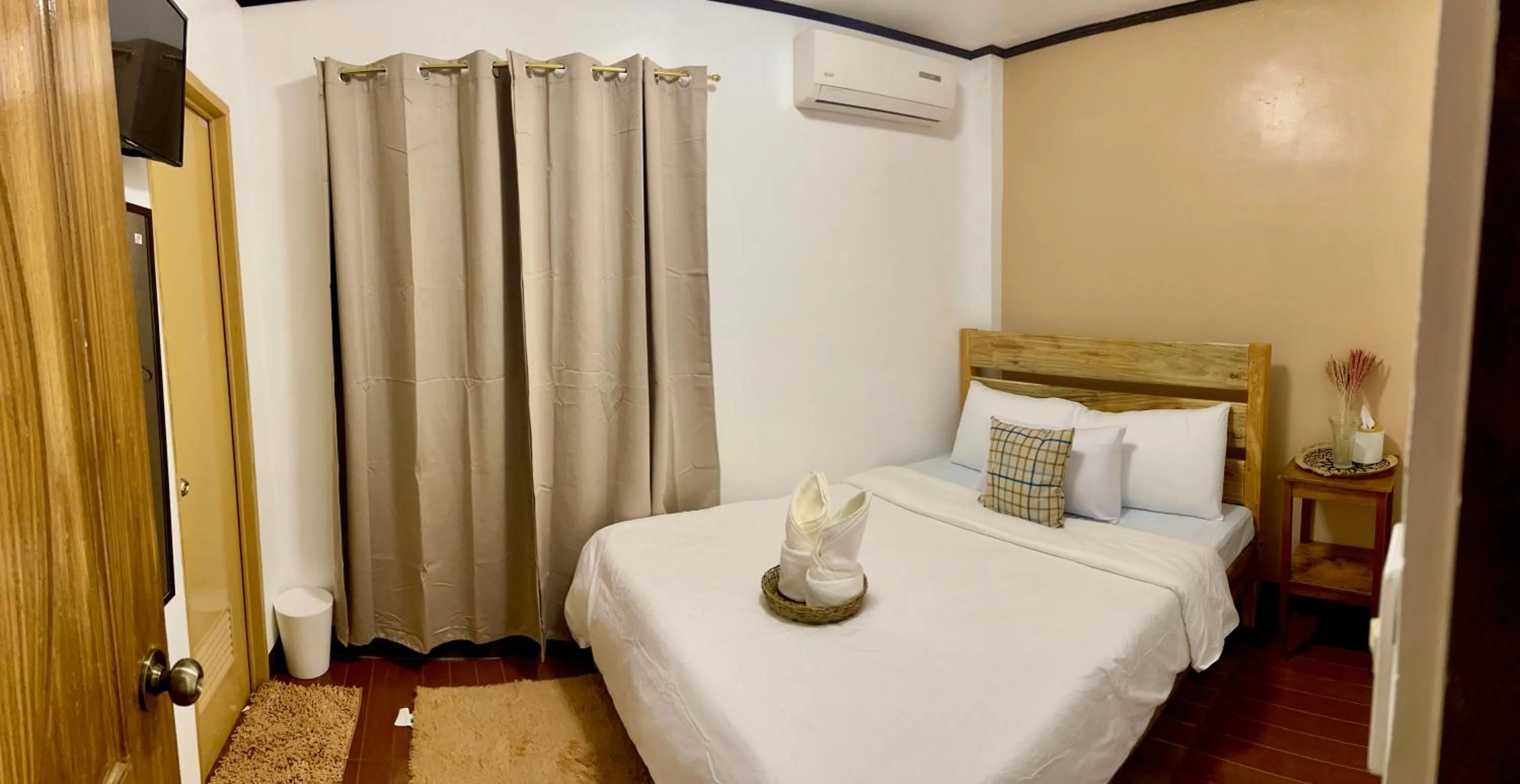 Deluxe Queen Room in Jewel Tourist Inn