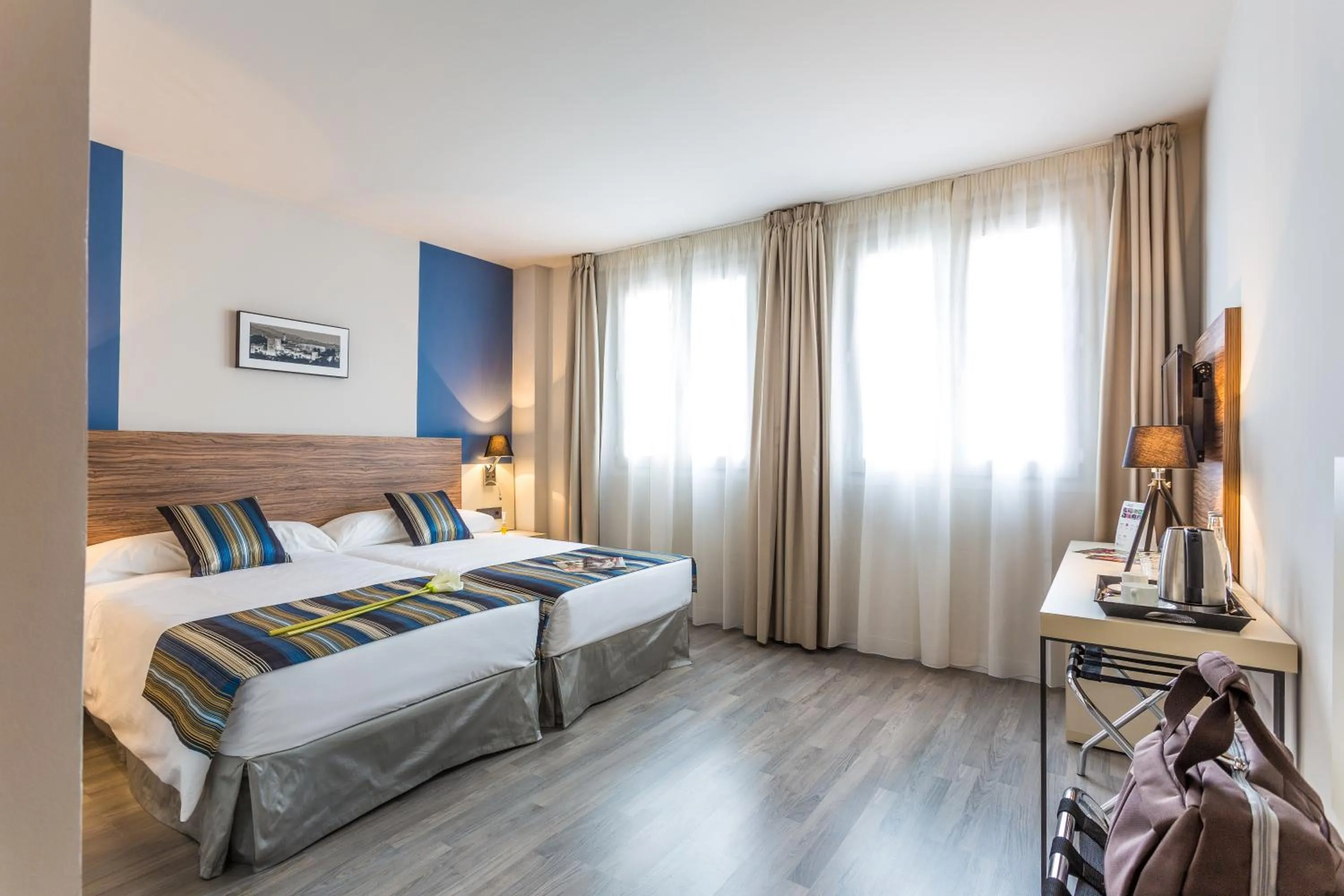 Triple Room (2 Adults + 1 Child) in DWO Urban Granada