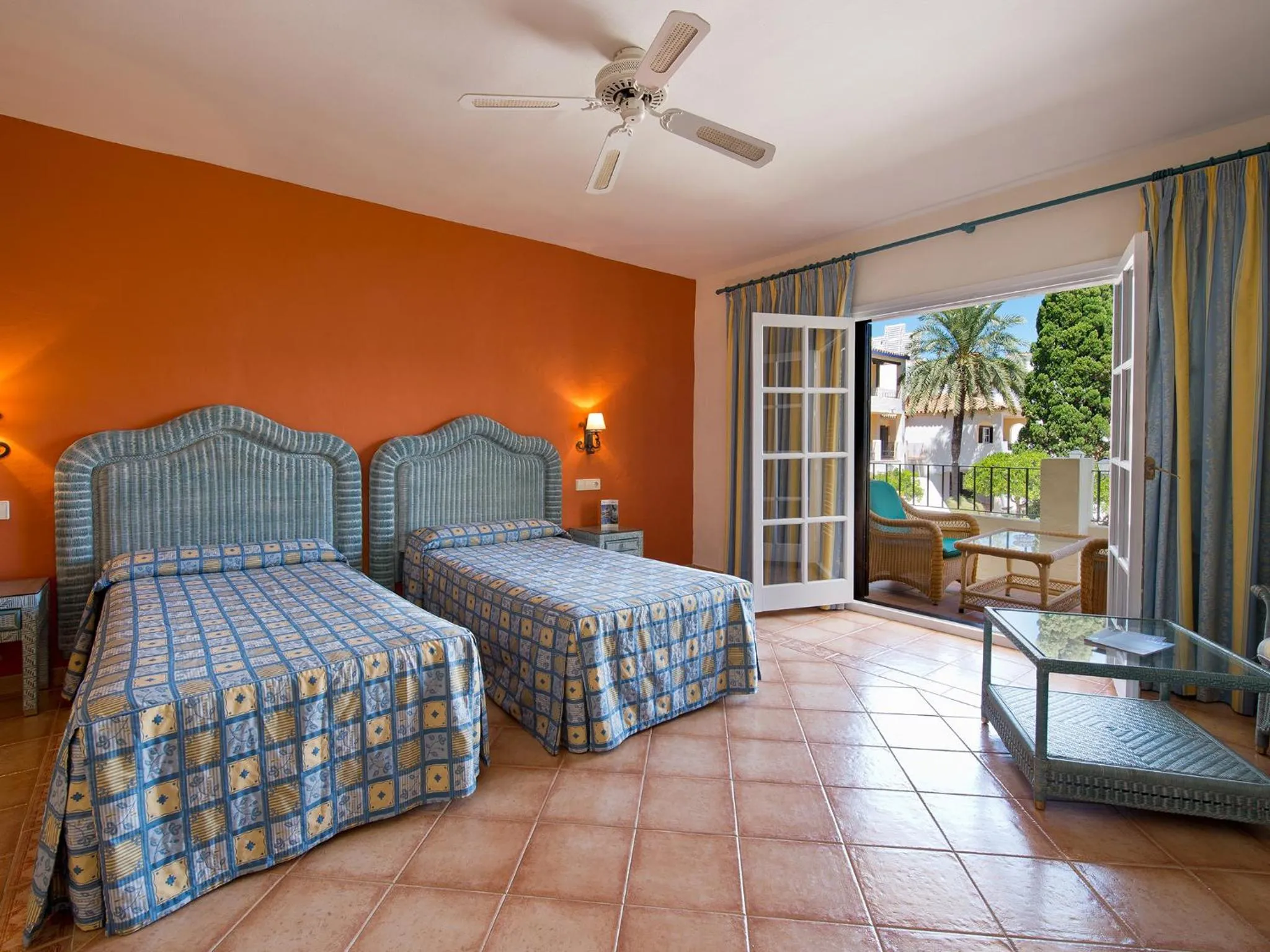 Standard Room (2 Adults + 1 Child) in BlueBay Banús